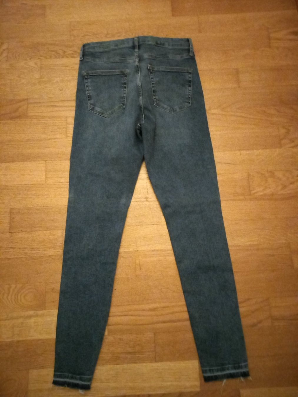 Topshop Jeans: Skinny Jeans – Nuovo e nell'imballaggio originale da Safnern venduto da EmmaMalea 1