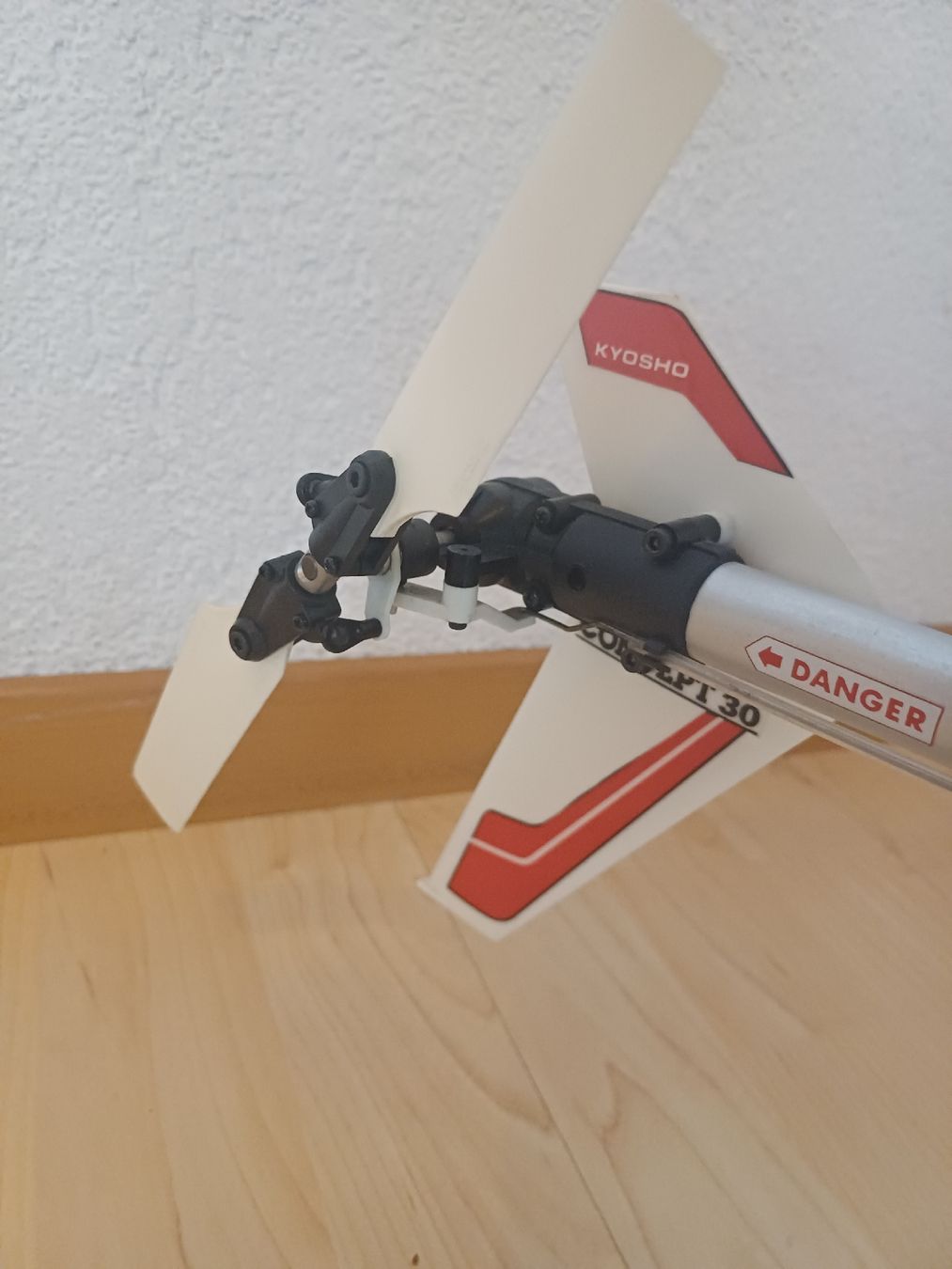 Kyosho Modellismo RC: Kyosho concept 30 – Nuovo (secondo la descrizione) da Ittigen venduto da mar_hbr9 7