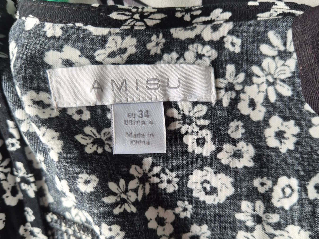 Lotti di vestiti: Robes d'été – Usato da Bévilard venduto da mor_7trk 1