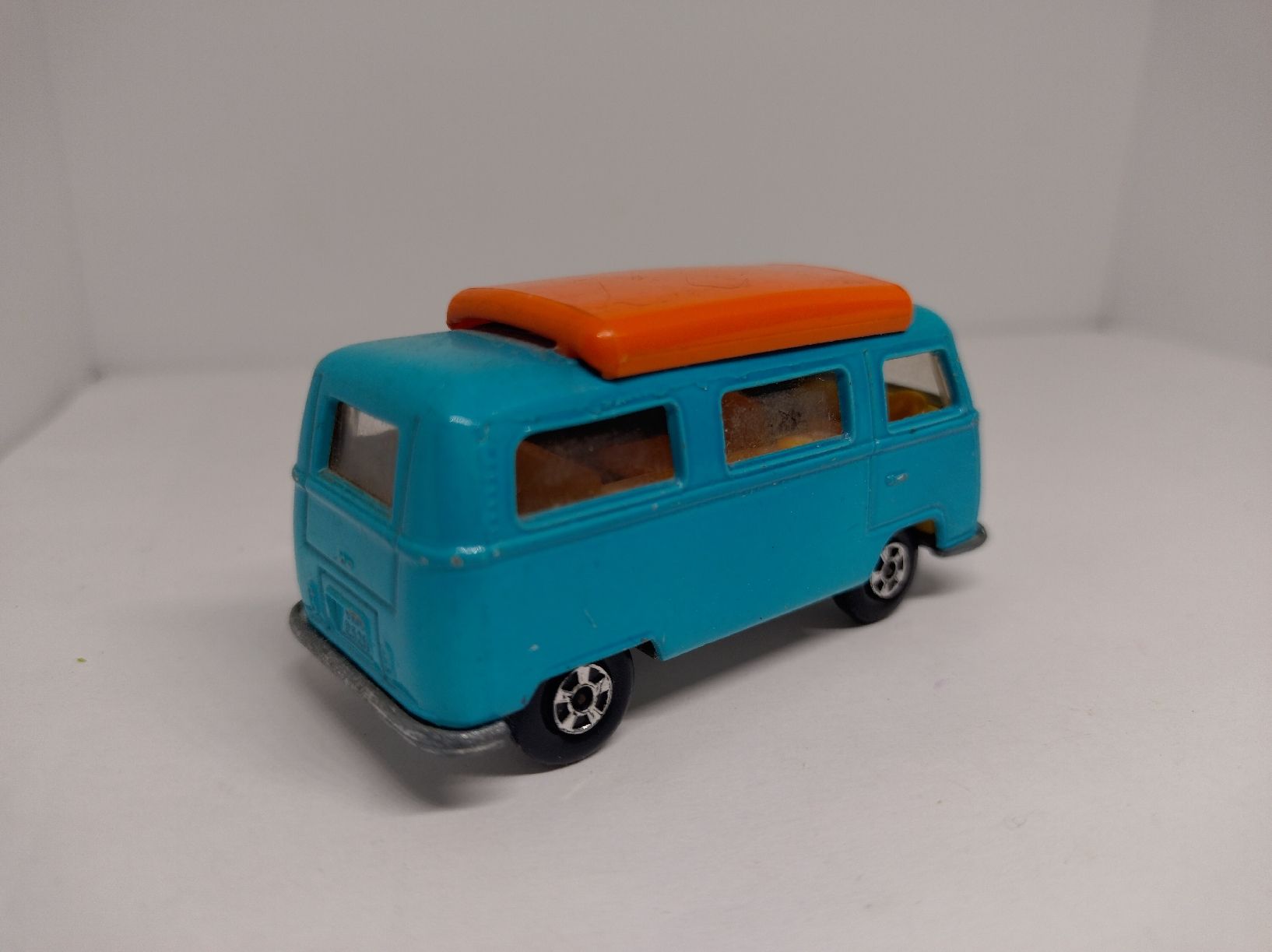 Matchbox Modellini d'auto: Matchbox, VW Camper (T2) – Usato da La Chaux-de-Fonds venduto da Pierrot8404 3