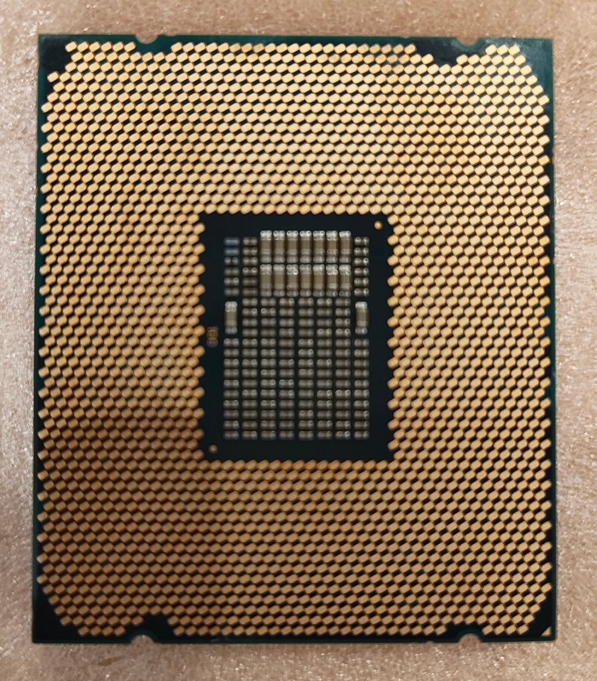 Intel Elektronikbauteile: Intel Core i9-7960X - CPU – Gebraucht aus Turgi von Benaya 1