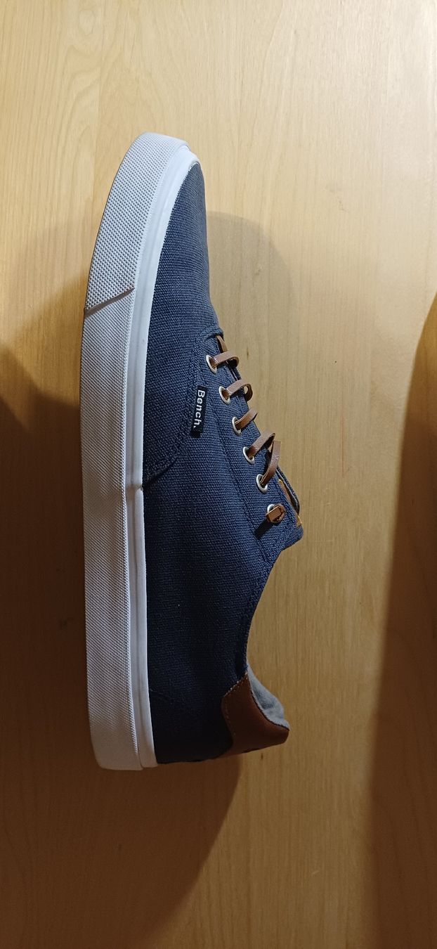 Bench Herrenschuhe: Schöne BENCH Sneaker 46 – Gebraucht aus Basel von chowyun555 1