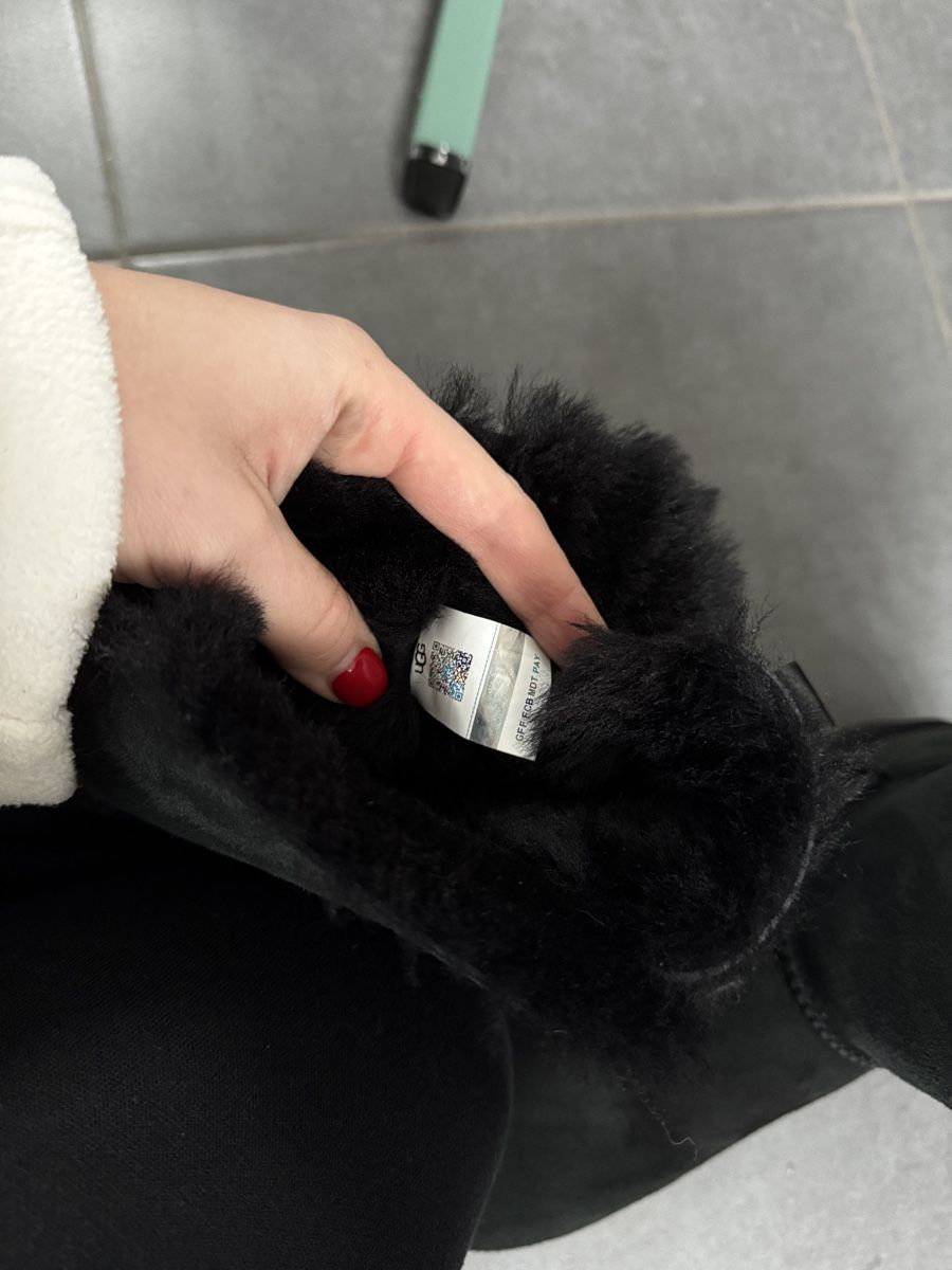 Ugg Damenschuhe: UGG Bailey Bow II Black Winter Boots, Gr. 37 – Neu (gemäss Beschreibung) aus Sattel von Zlata1 1