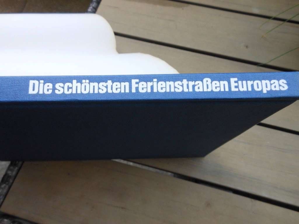 Libri: Die schönsten Ferienstraßen Europas – Nuovo (secondo la descrizione) da Füllinsdorf venduto da Cibum 1