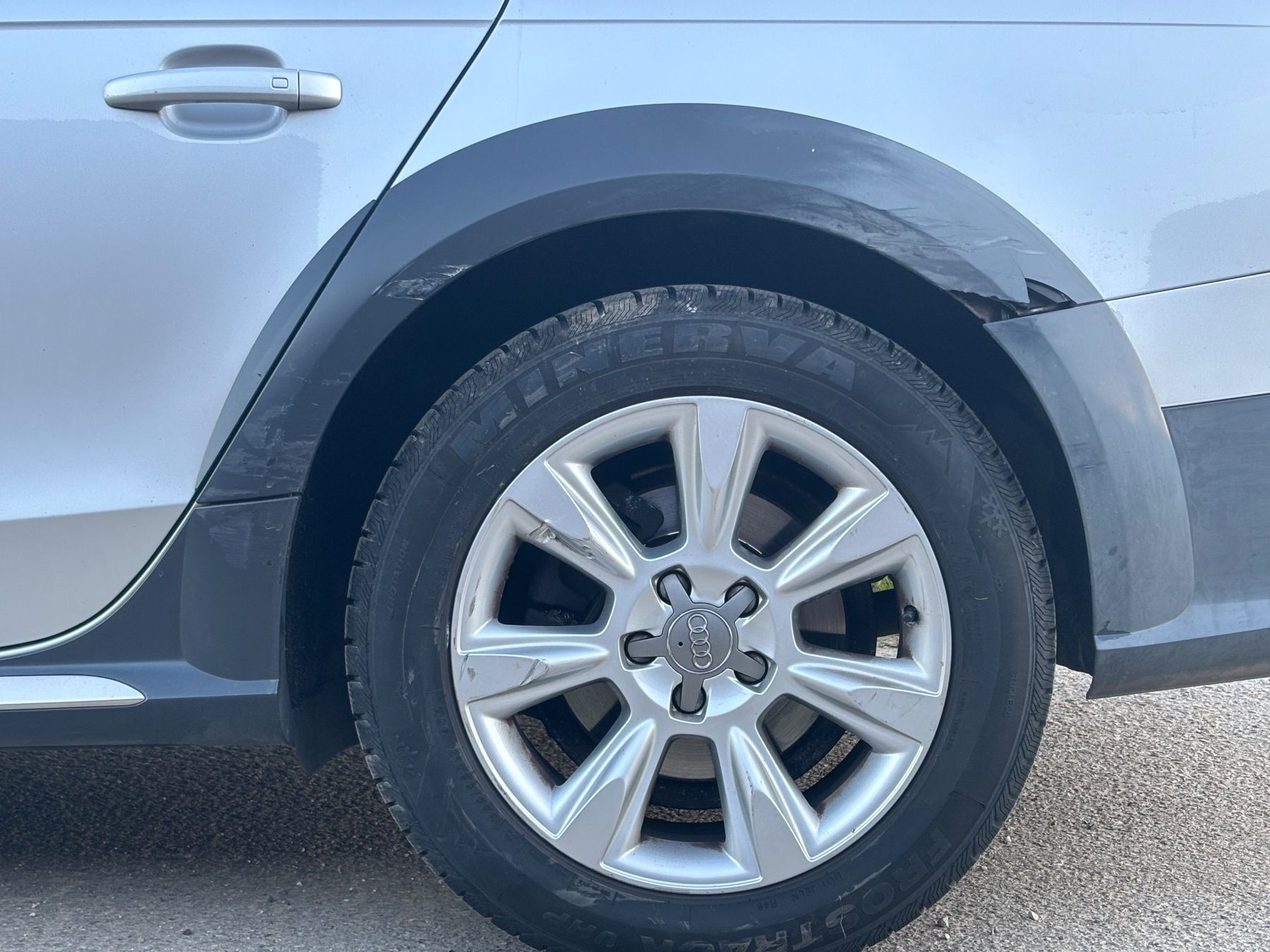 Audi Autos: Audi A4 Allroad Kombi silber – Défectueux à Fischbach LU par KollerT 4