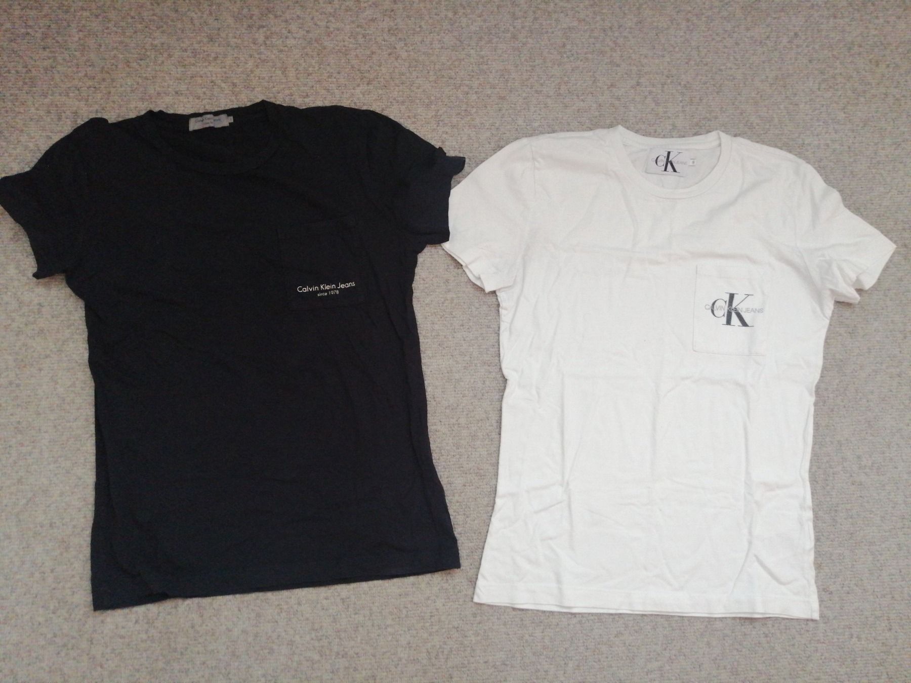 Altre raccolte & rarità: 2 Calvin Klein T-Shirts – Usato da Wettingen venduto da rigipilatus