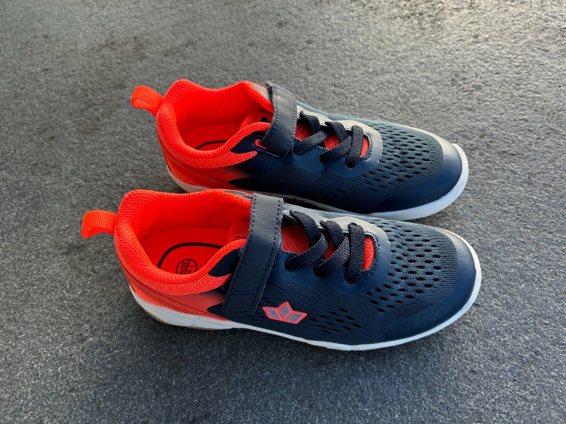 Scarpe per ragazzi: Hallenschuh Marke "Lico", Grösse 33 – Usato da Zumikon venduto da meter03