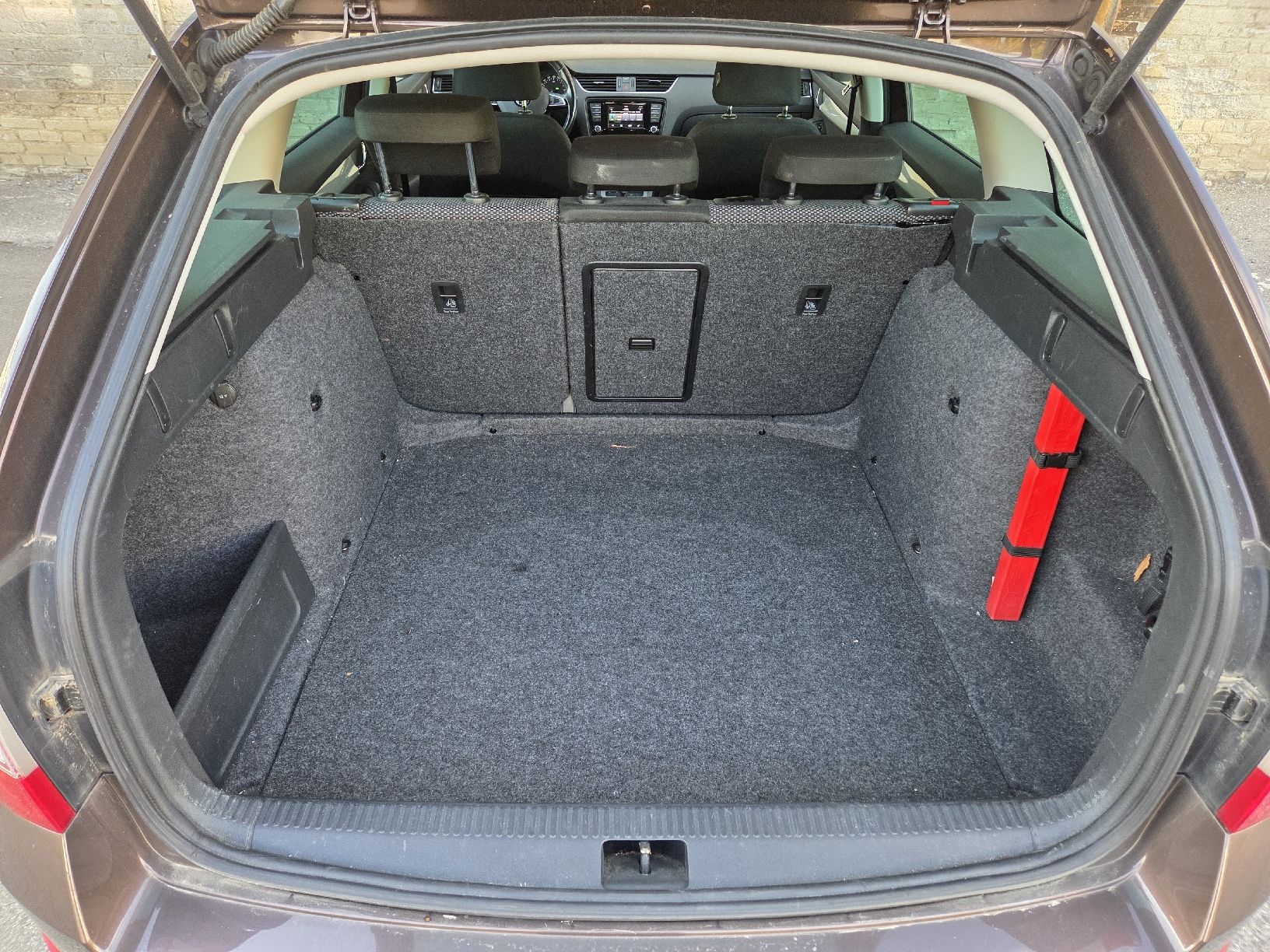 Skoda Automobili: Skoda Octavia 1.6 TDI – Usato da Gossau SG venduto da mai_zmd7 8