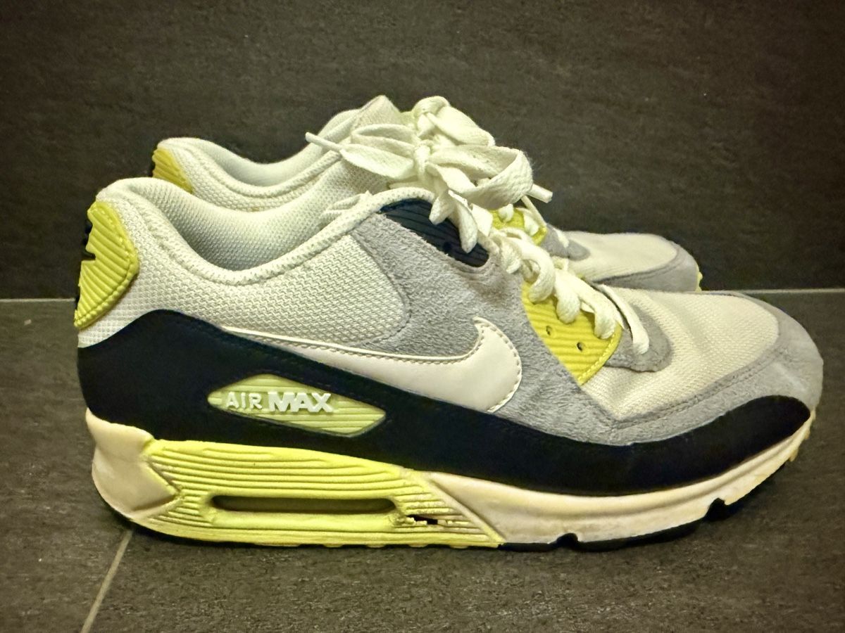 Nike Chaussures hommes: Nike Air Max – D'occasion à St. Gallen par Supernova81