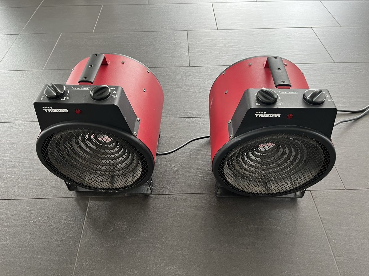 Radiatori: 2x Heizlüfter 3000W – Usato da Fischenthal venduto da andivolley