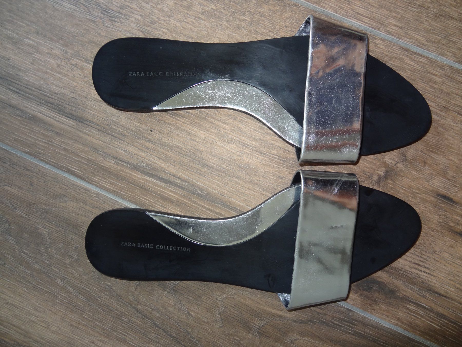 Zara Damenschuhe: Zara Sandales Plates Argentées Taille 39 – Gebraucht aus Satigny von salvatore73 1
