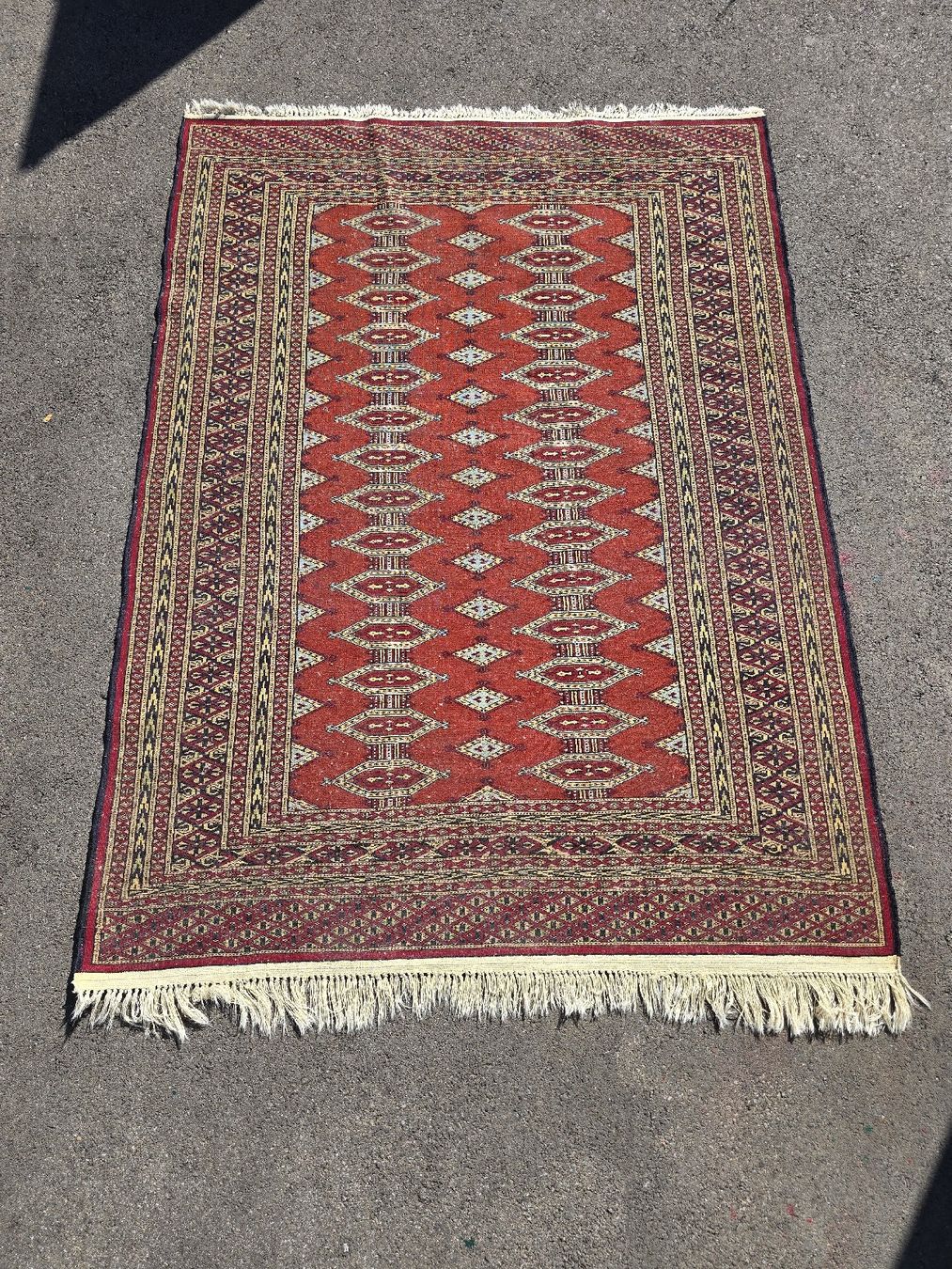 Tappeti: Teppich Seide Kelim rot/beige/schwarz gemustert mit Fransen – Usato da Chur venduto da jasi18 2