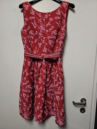 Robe Tara Jarmon/Rouge/Fleurs Roses/Dos Nu-Décolleté V/T:40