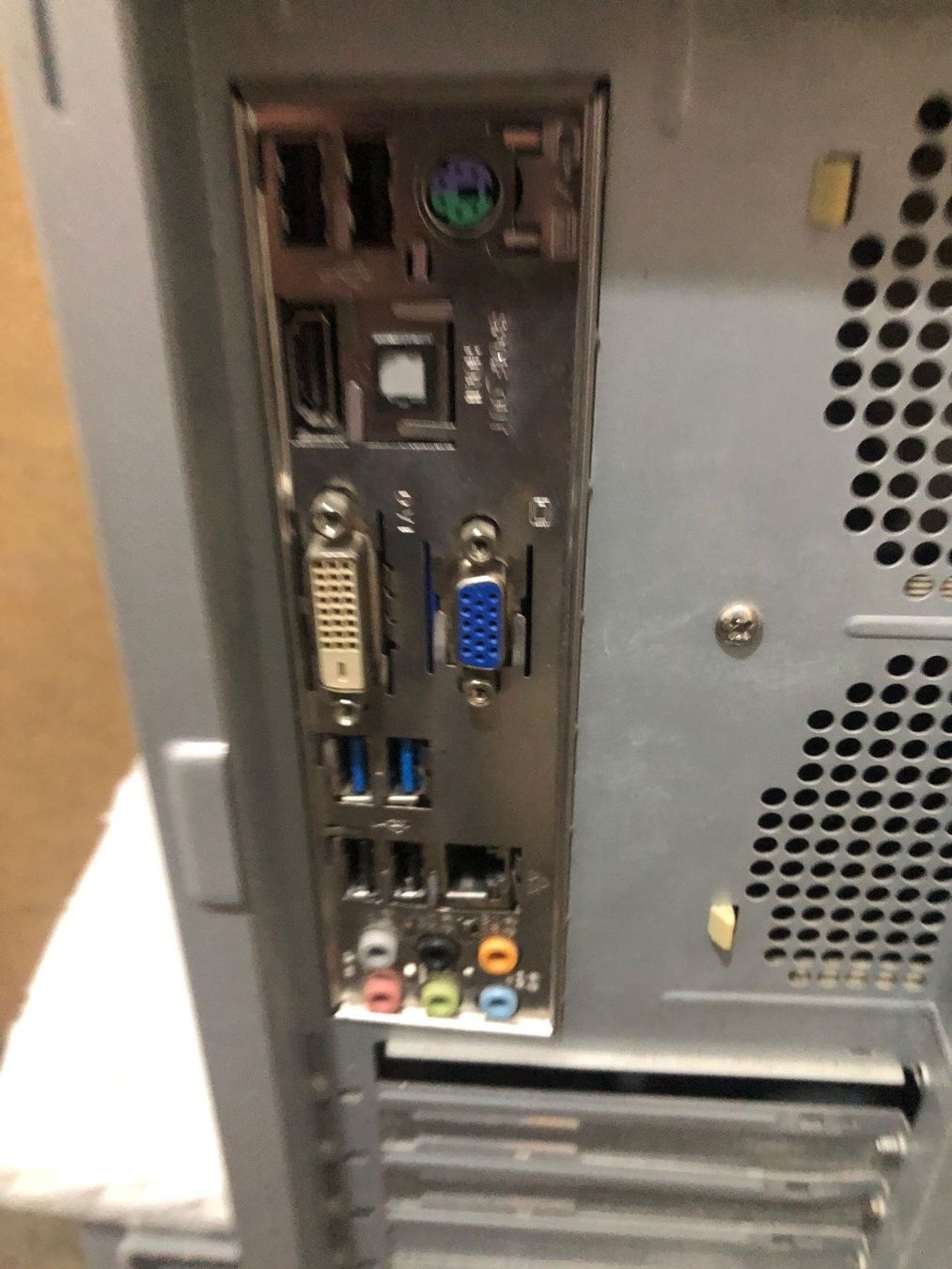 Asus PCs: Pc ,8gb Windows     7&10 – D'occasion à Biel-Bienne par alos07 2