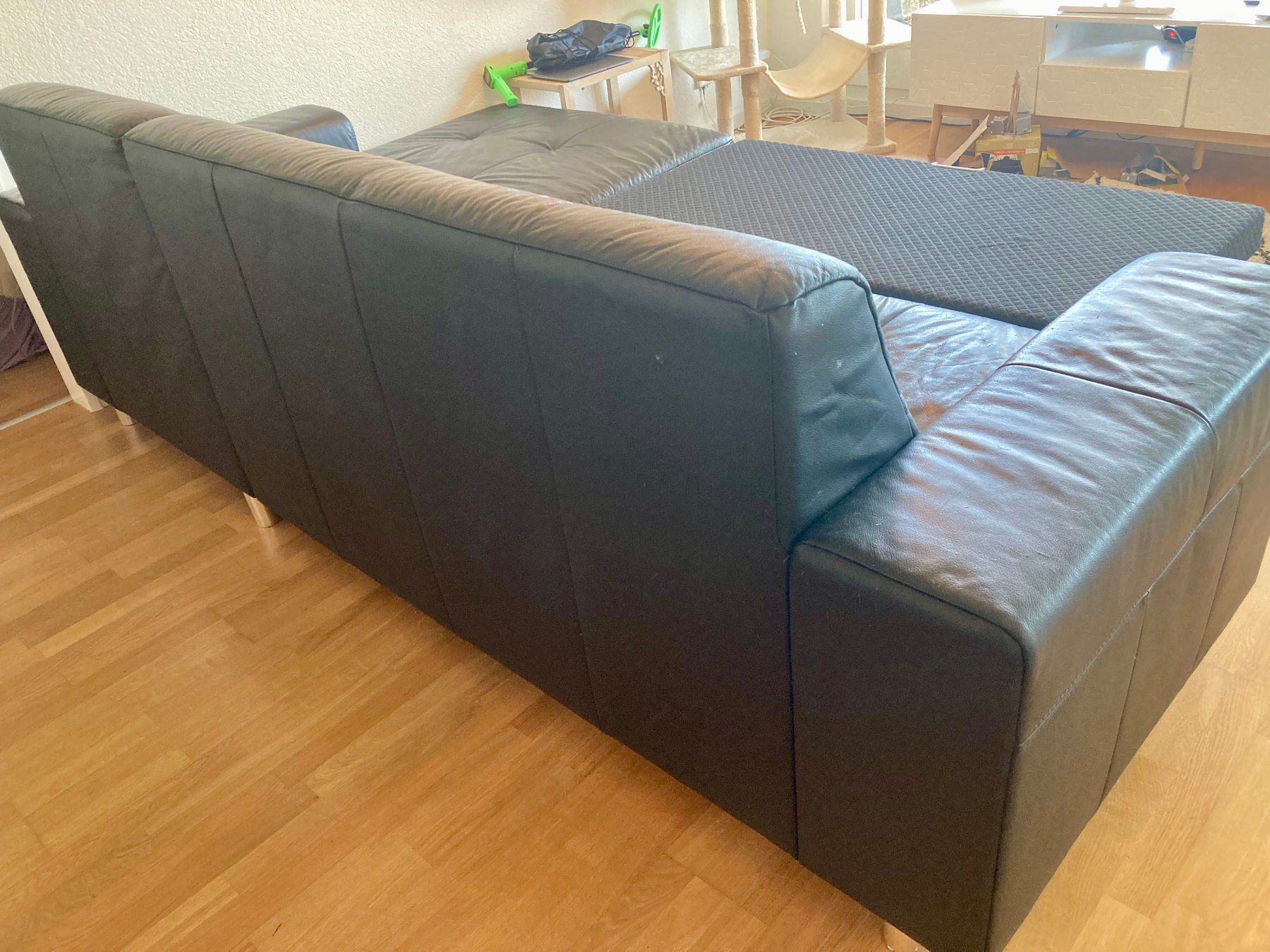 Interio Sofas: Bettsofa aus Leder – D'occasion à Zürich par Himbaer 4