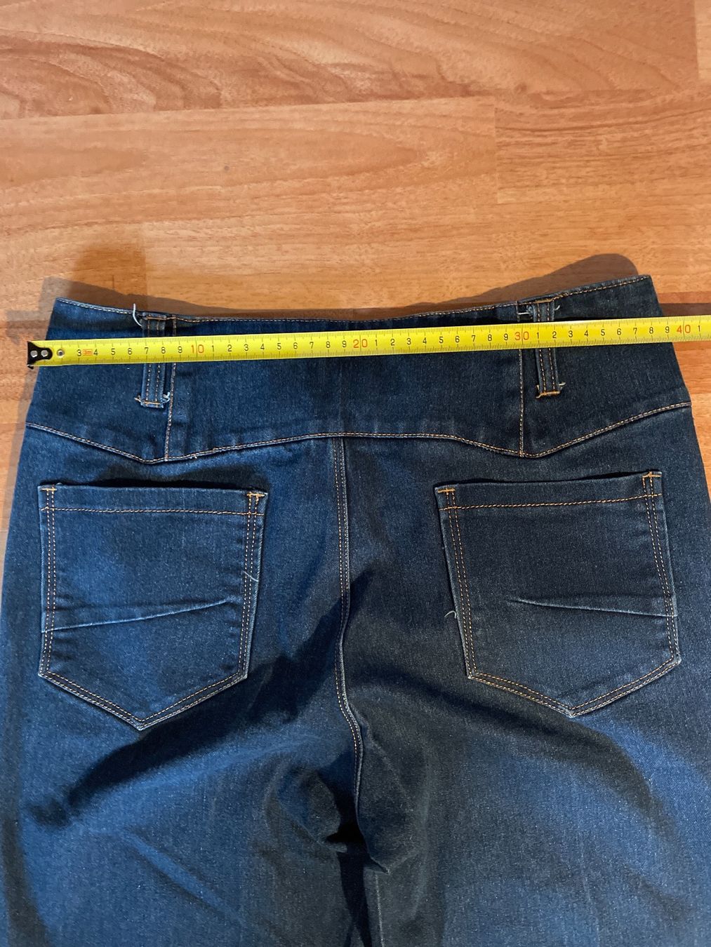Pantaloni: Hose Collektif Gr. L – Usato da St.Gallen venduto da maierm01 2