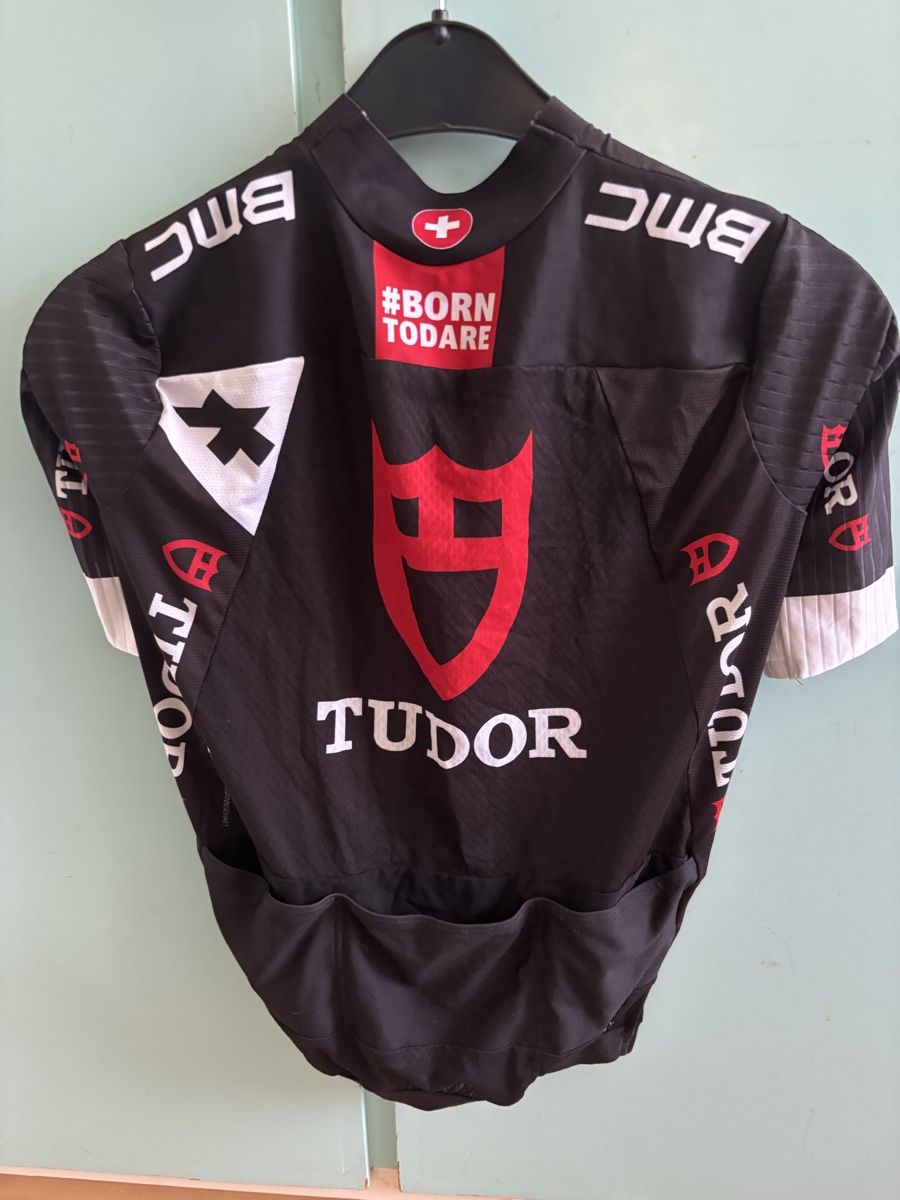 Assos Canottiere & Pantaloni: Maillot Tudor Assos  – Usato da Bassecourt venduto da arn_cgl2 1