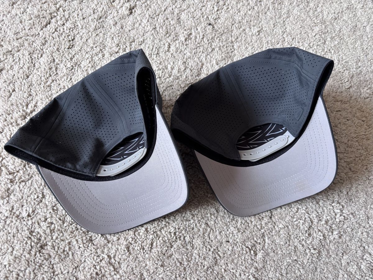Chapeaux, bonnets & casquettes: Apol Cloud Trucker Caps 2 Stk. – D'occasion à Röschenz par mplush 1