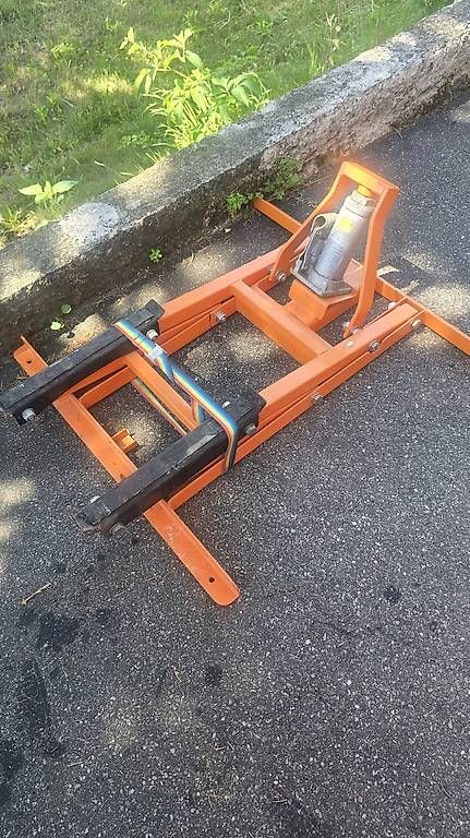 Hebebühnen: Motorrad Hebebühne  – Gebraucht aus Balsthal von Rucksackschweizer 1