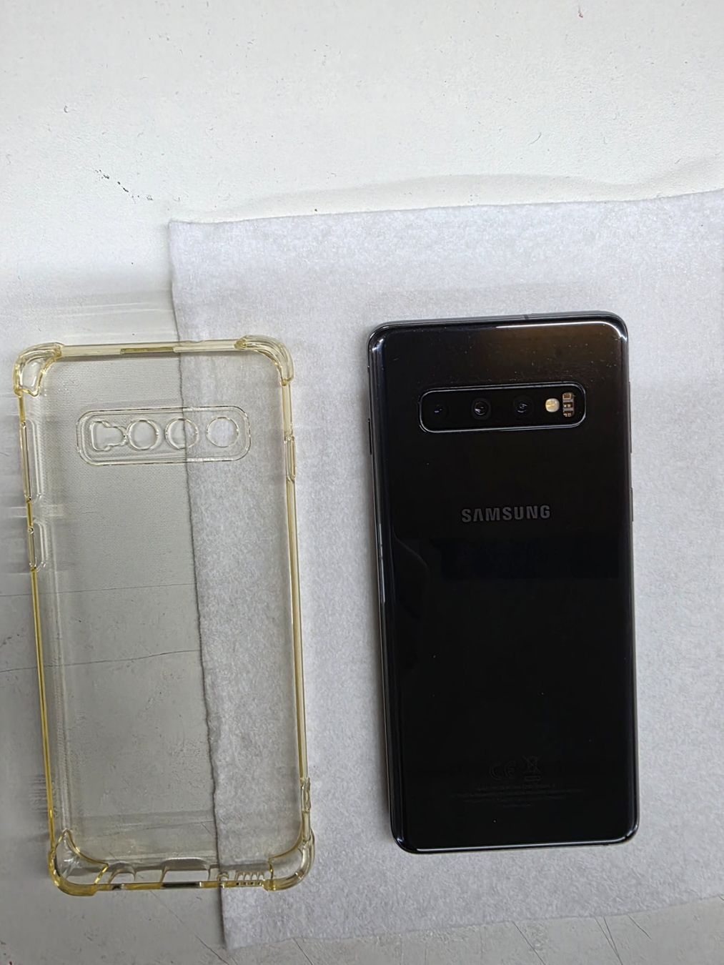 Samsung Telefoni cellulari / Smartphones: Samsung Galaxy S10 – Usato da Rüti ZH venduto da Madeira14 1