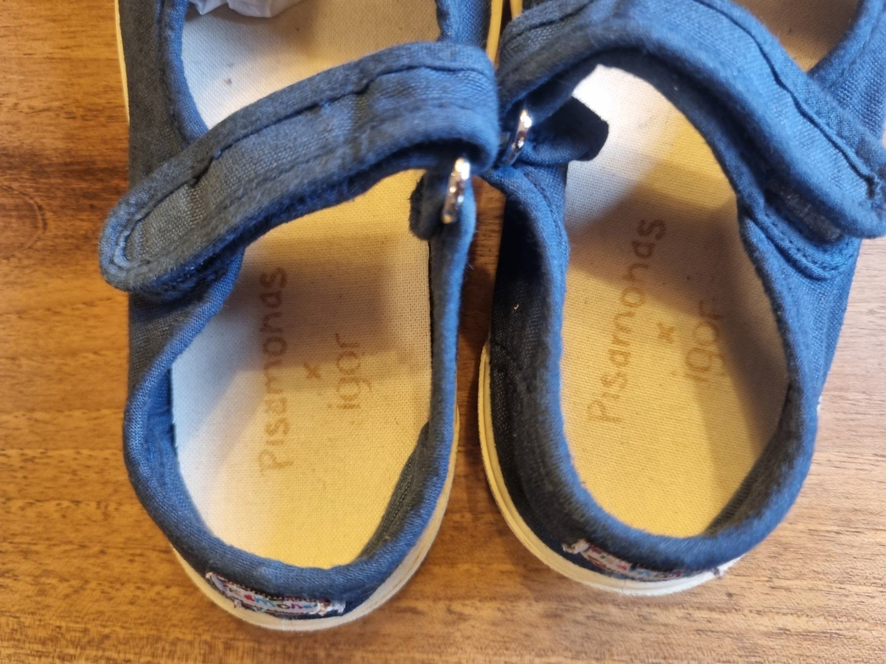 Scarpe per ragazzi: Pisamonas Barefoot Kinder Schuhe Gr. 26 blau – Usato da Scharnachtal venduto da devin03 2