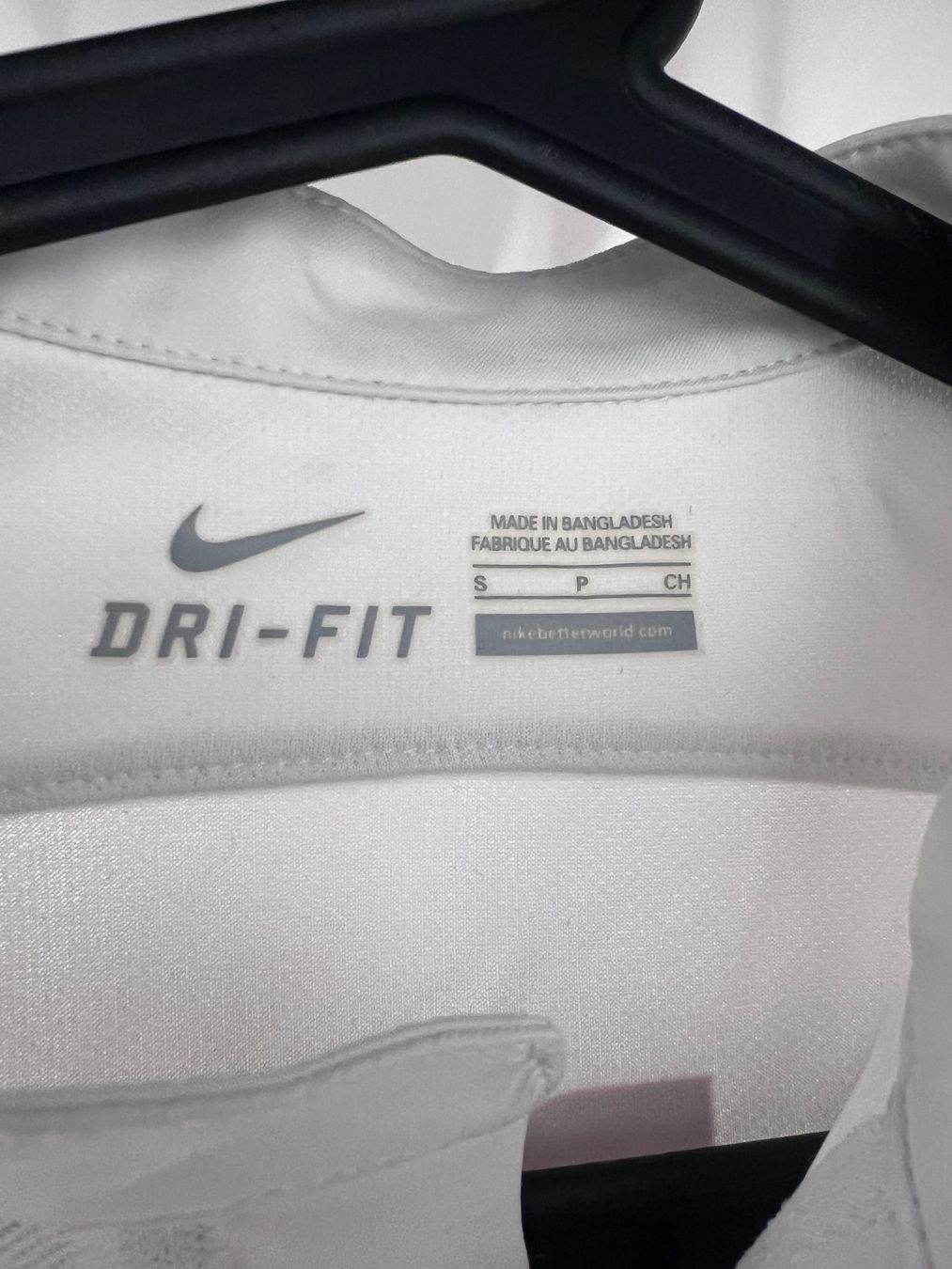 Nike Canottiere & Pantaloni: Nike AS Roma 2015-2016 away De Rossi – Usato da Cully venduto da DealerPrice 3