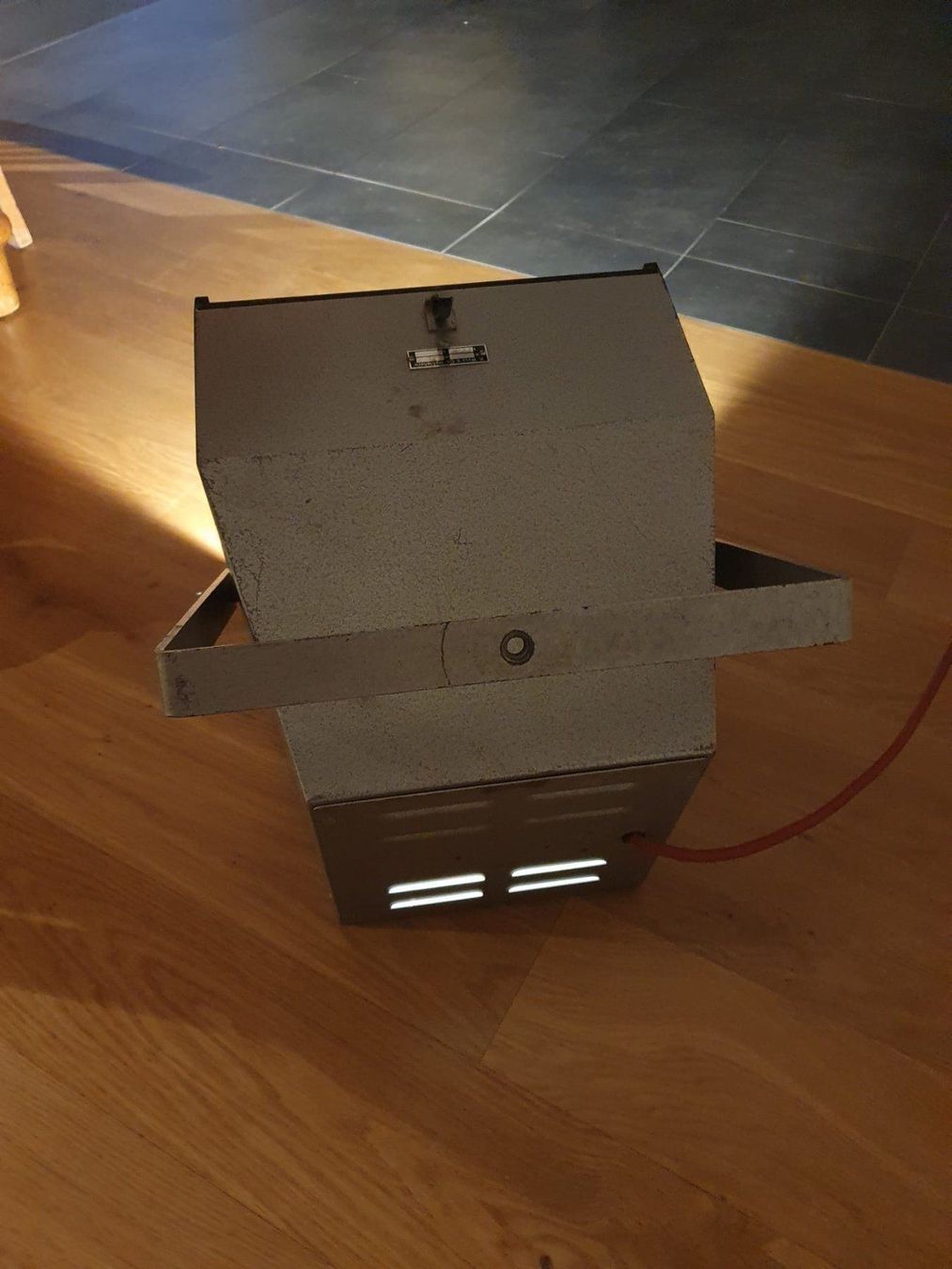 Lampes: Bühnenscheinwerfer vintage auf LED umgerüstet – D'occasion à Appenzell par SunshineDaydream 4