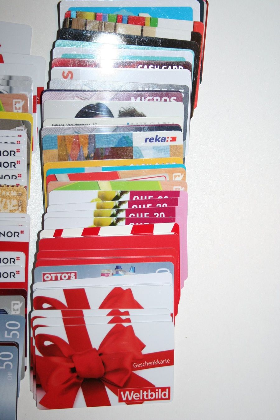 Schede telefoniche: 141 Geschenkkarten diverser Anbieter – Usato da Bern venduto da ascona43 4