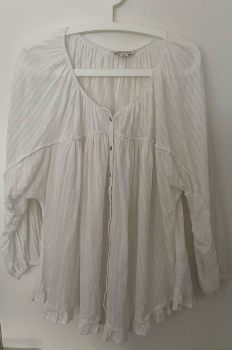 Blusen: Blouse American Eagle blanche  – Neu (gemäss Beschreibung) aus Villars-le-Grand von Scaoli