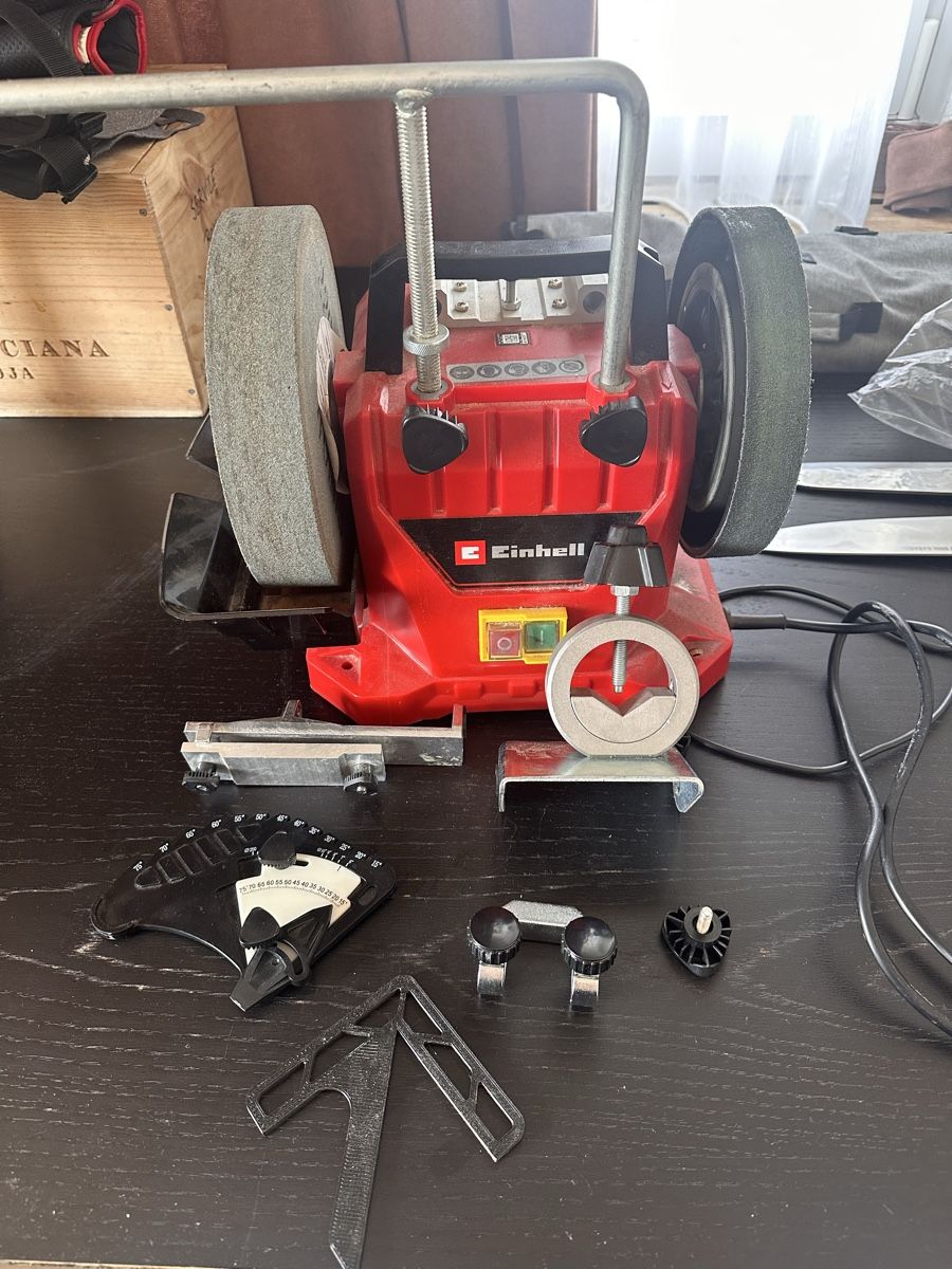 Einhell Tutti gli attrezzi: Wet Grinder Einhell TC-WG 200 with accessories – Usato da Uster venduto da sil_6ndz