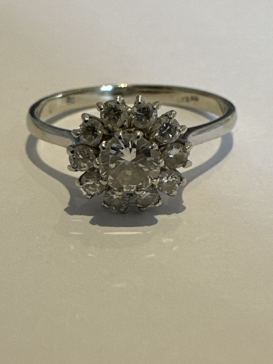 Ringe: ring. 750/18ct. 2.23gr. G56, (4) – Gebraucht aus Baar von julupa10 2