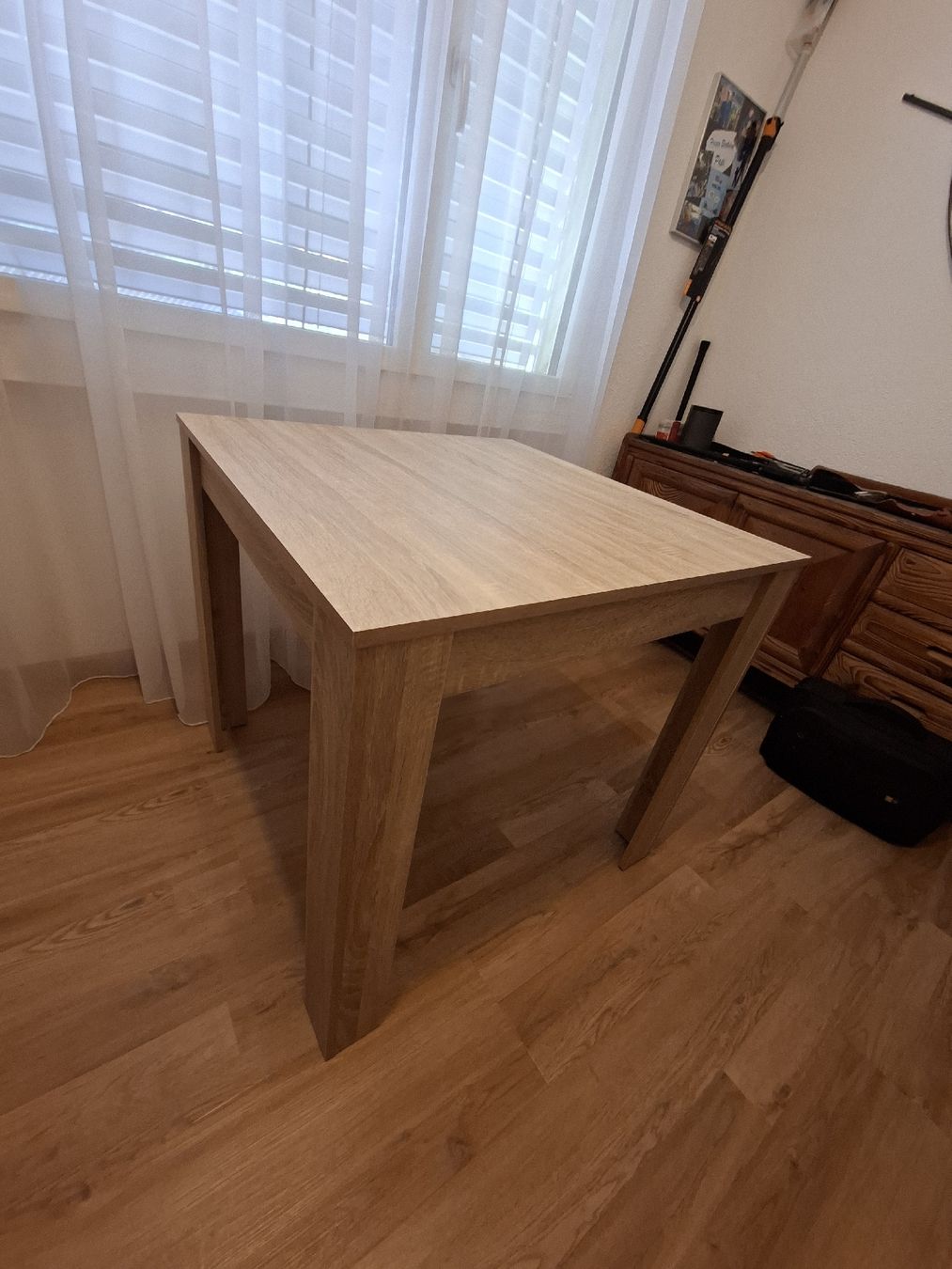 Tavoli: Tisch 80× 80 cm – Usato da Rümikon AG venduto da marita