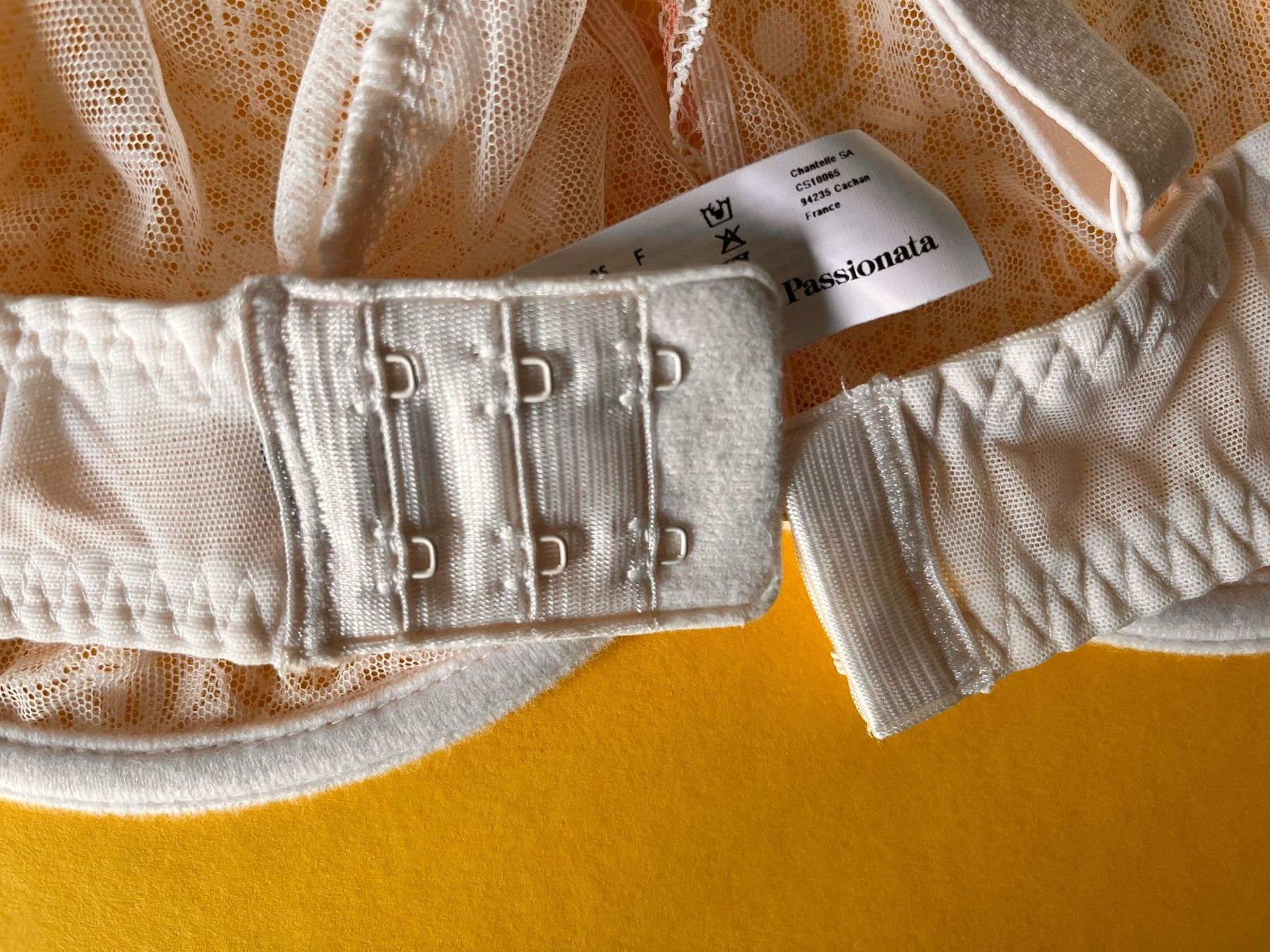 Passionata Sonstige Unterwäsche: Spitzen-BH, PASSIONATA, Grösse 80F, Offwhite mit Orange – Neu und originalverpackt aus Rudolfstetten von gst_g7xl 5