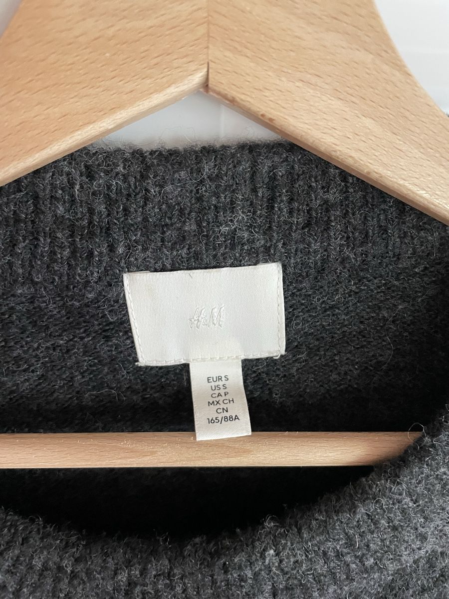 H&M Pullover & Sweatshirts: H&M Damenpullover Gr. M – Gebraucht aus Hinwil von rubinstar4 1