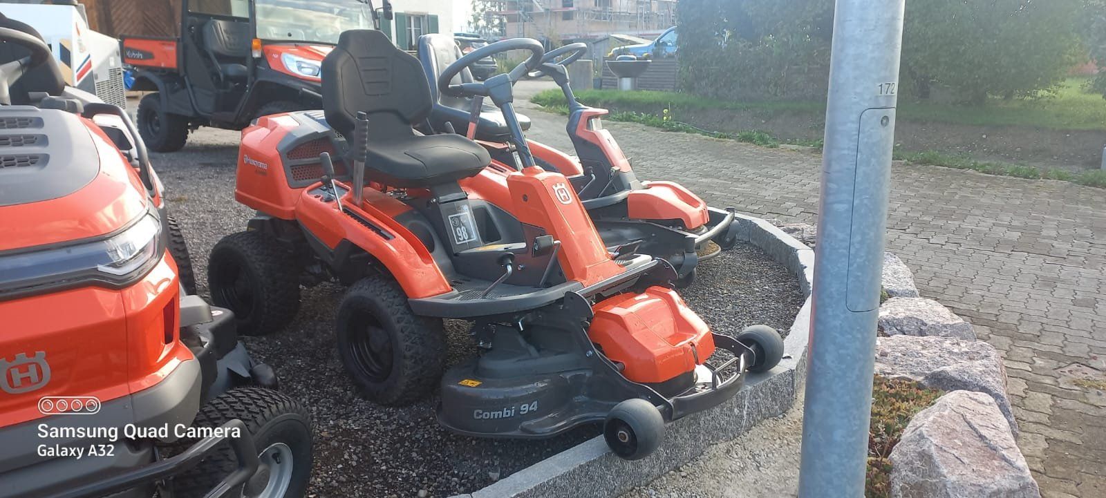 Husqvarna Tagliaerba: Rasenmäher, Rasentraktor, Mulcher, – Nuovo (secondo la descrizione) da Buch b. Frauenfeld venduto da Girsberg 7