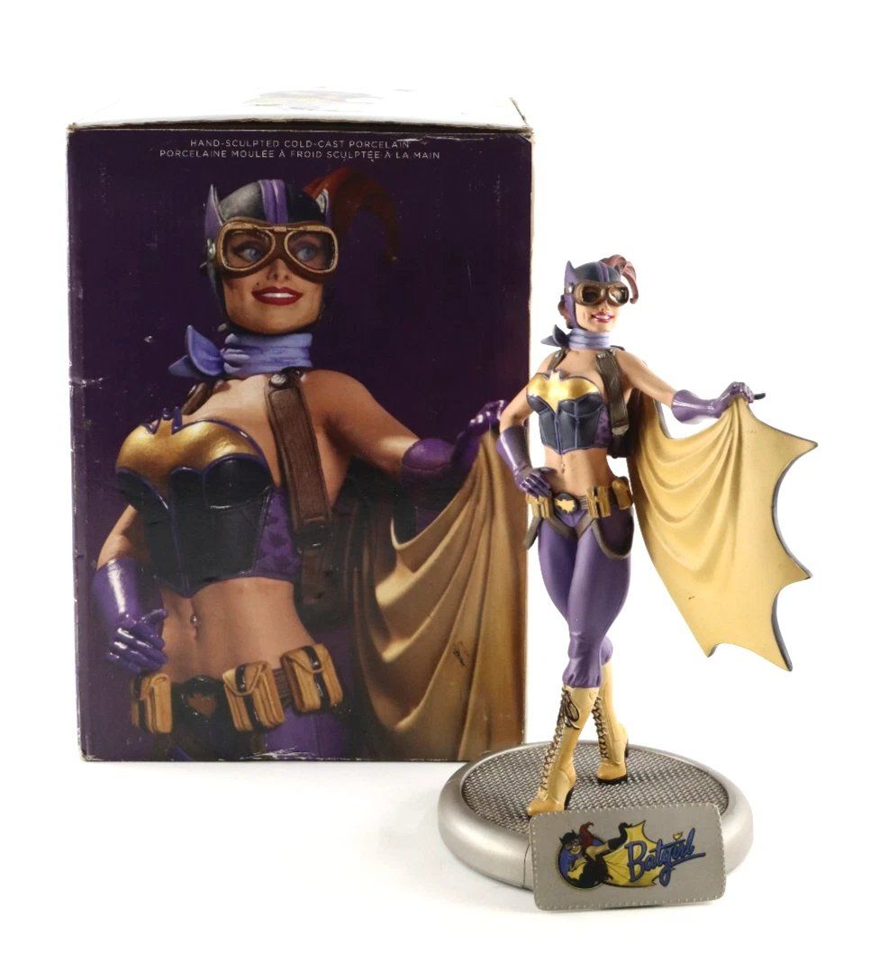 Statuette: DC Collectibles Bombshells BATGIRL Statue – Usato da Oberentfelden venduto da FiguresAndGamesPlace 4
