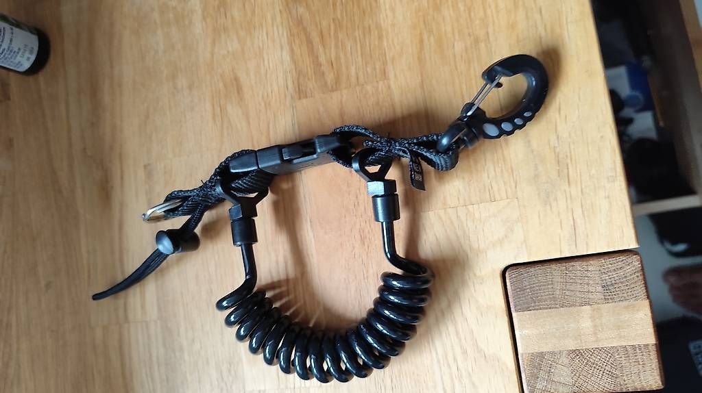 Kletterausrüstungen: Mares Lanyard Spiralsicherungs – Gebraucht aus Flurlingen von thinkfree 2