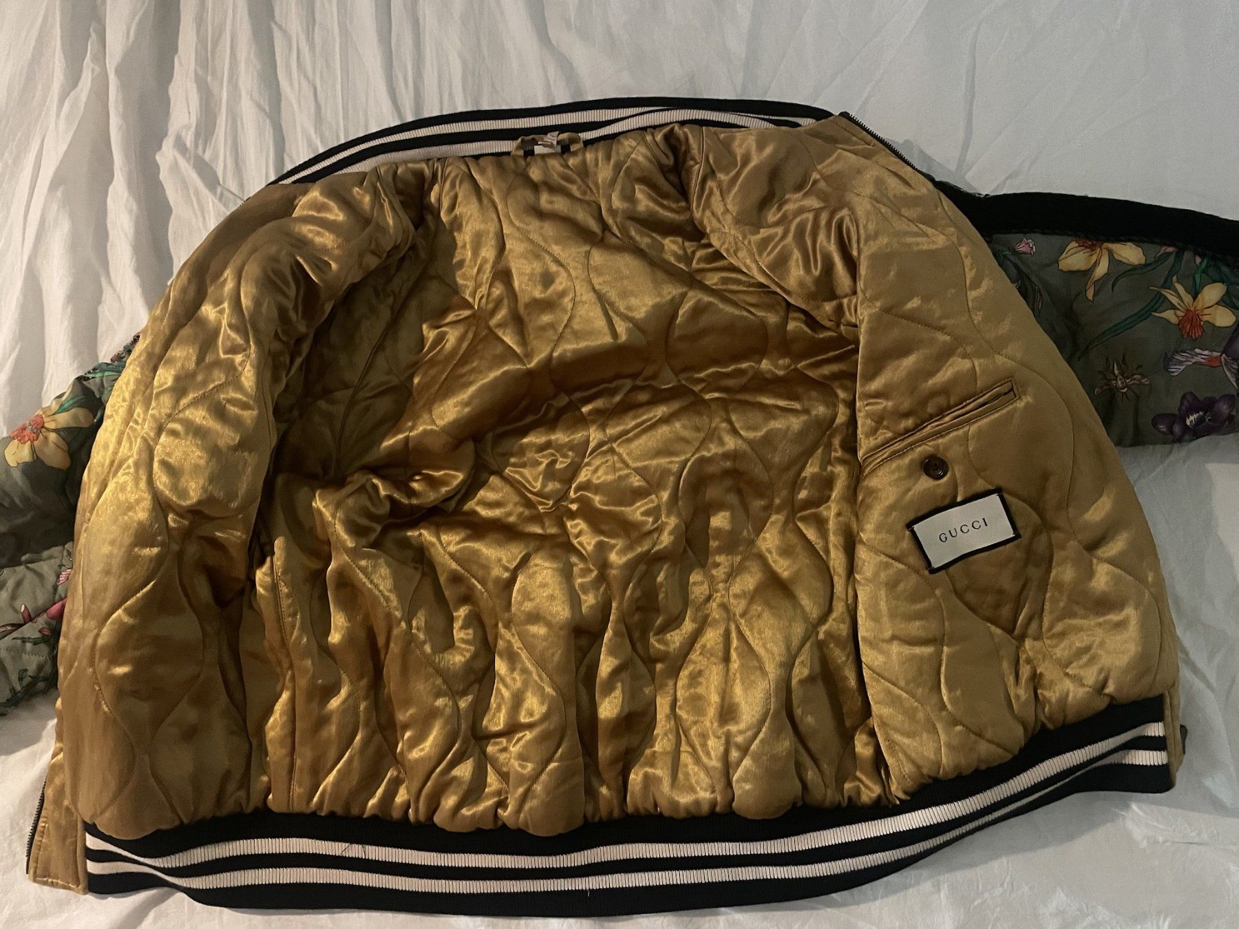 Gucci Jacken: Gucci Bomberjacke Floral Grösse S – Gebraucht aus Basel von yag2ru 4