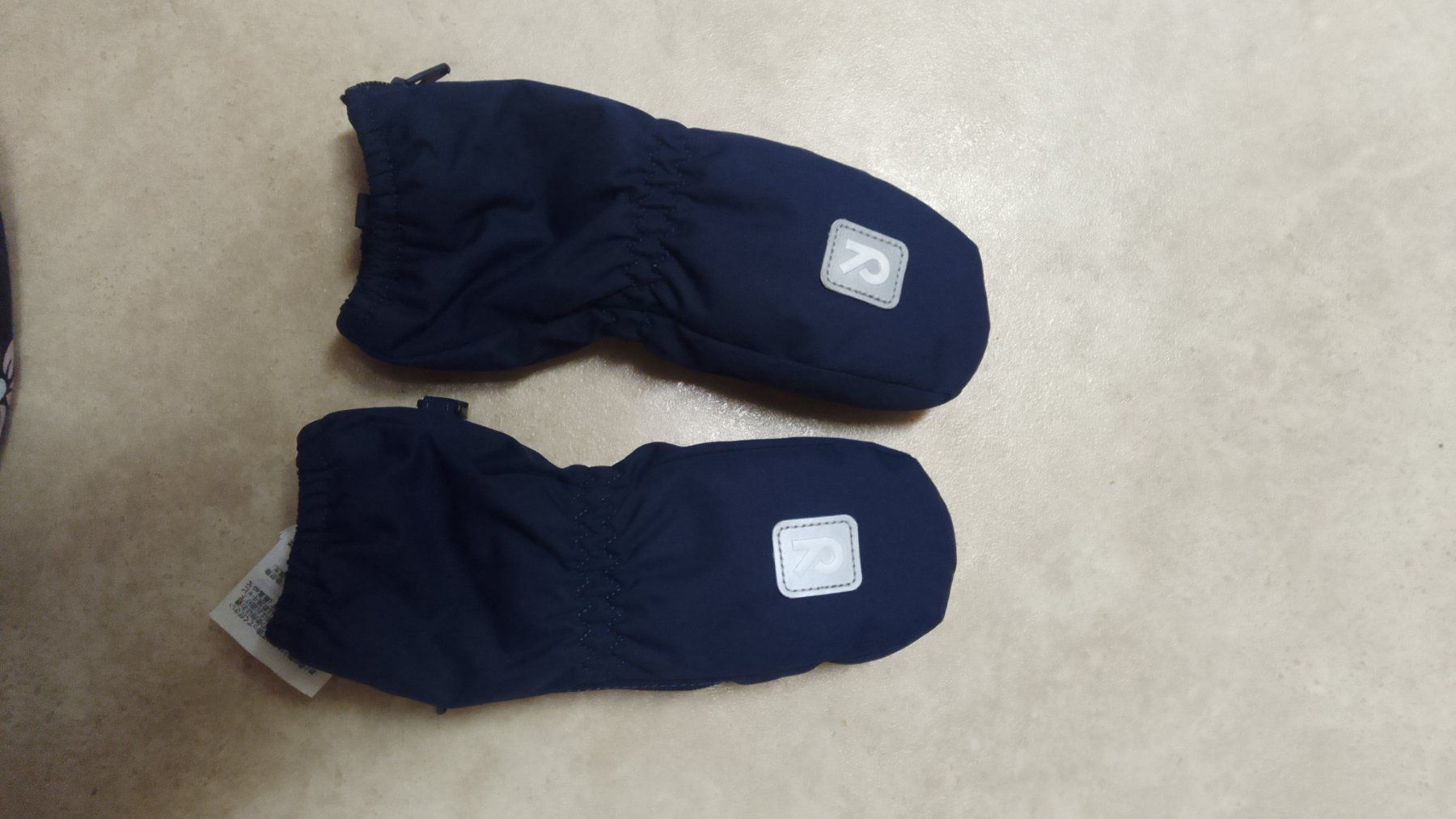 Guanti: Reima Handschuhe Grösse 0 (0-13 M) – Usato da Einsiedeln venduto da Nadin27