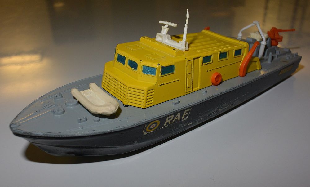 Dinky Toys Air Sea Rescue Launch Kaufen auf Ricardo