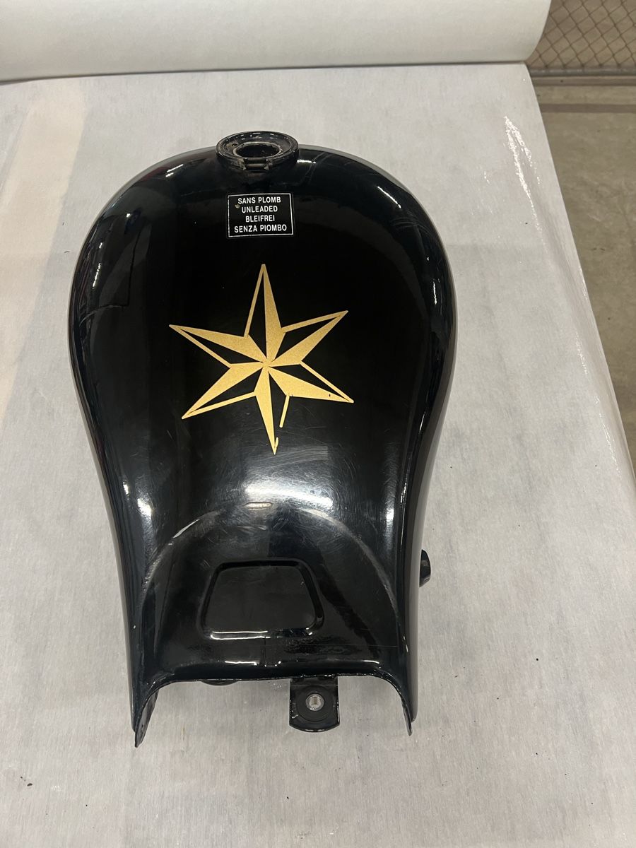 Moto Guzzi Accessori per altri veicoli: Moto Guzzi Nevada Stahltank – Usato da Zürich venduto da Pan-Europ 1