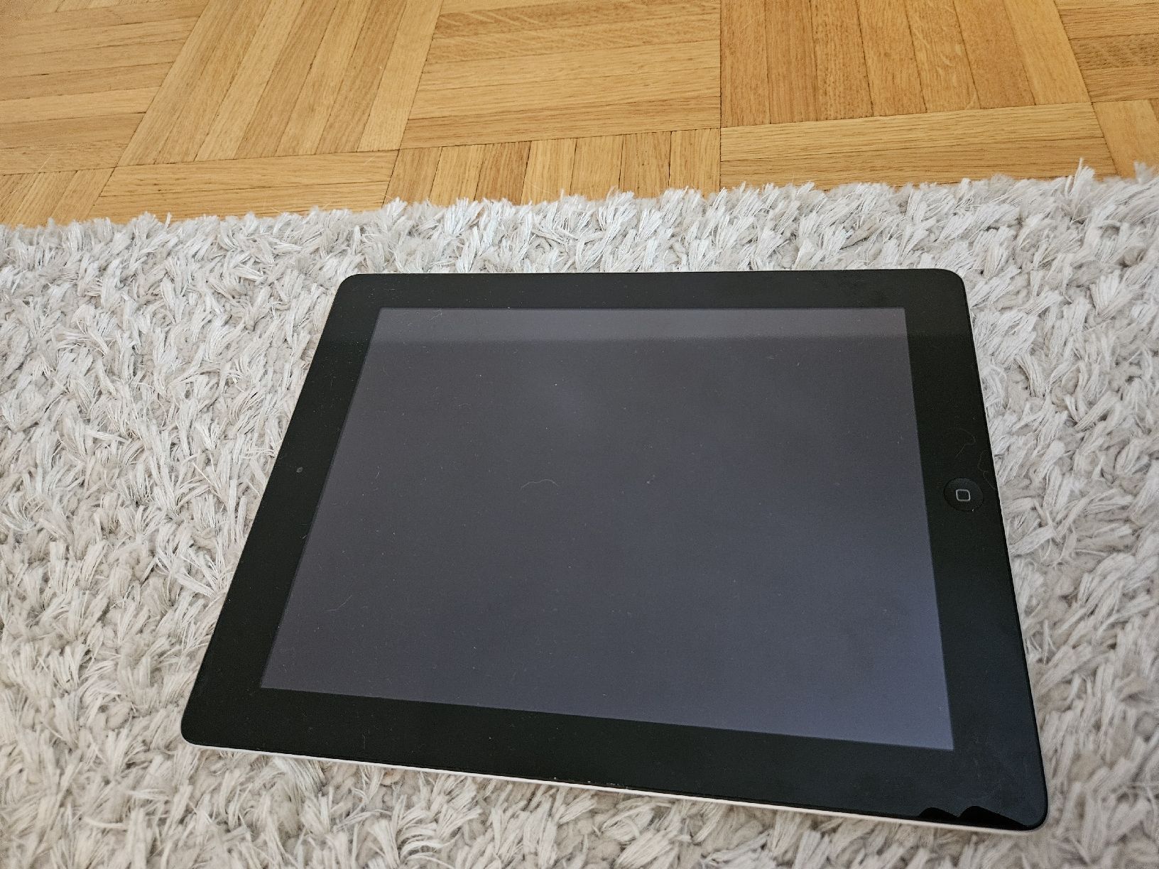 Tablettes PC: I Pad version 10.3.3 – D'occasion à Lausanne par yas88