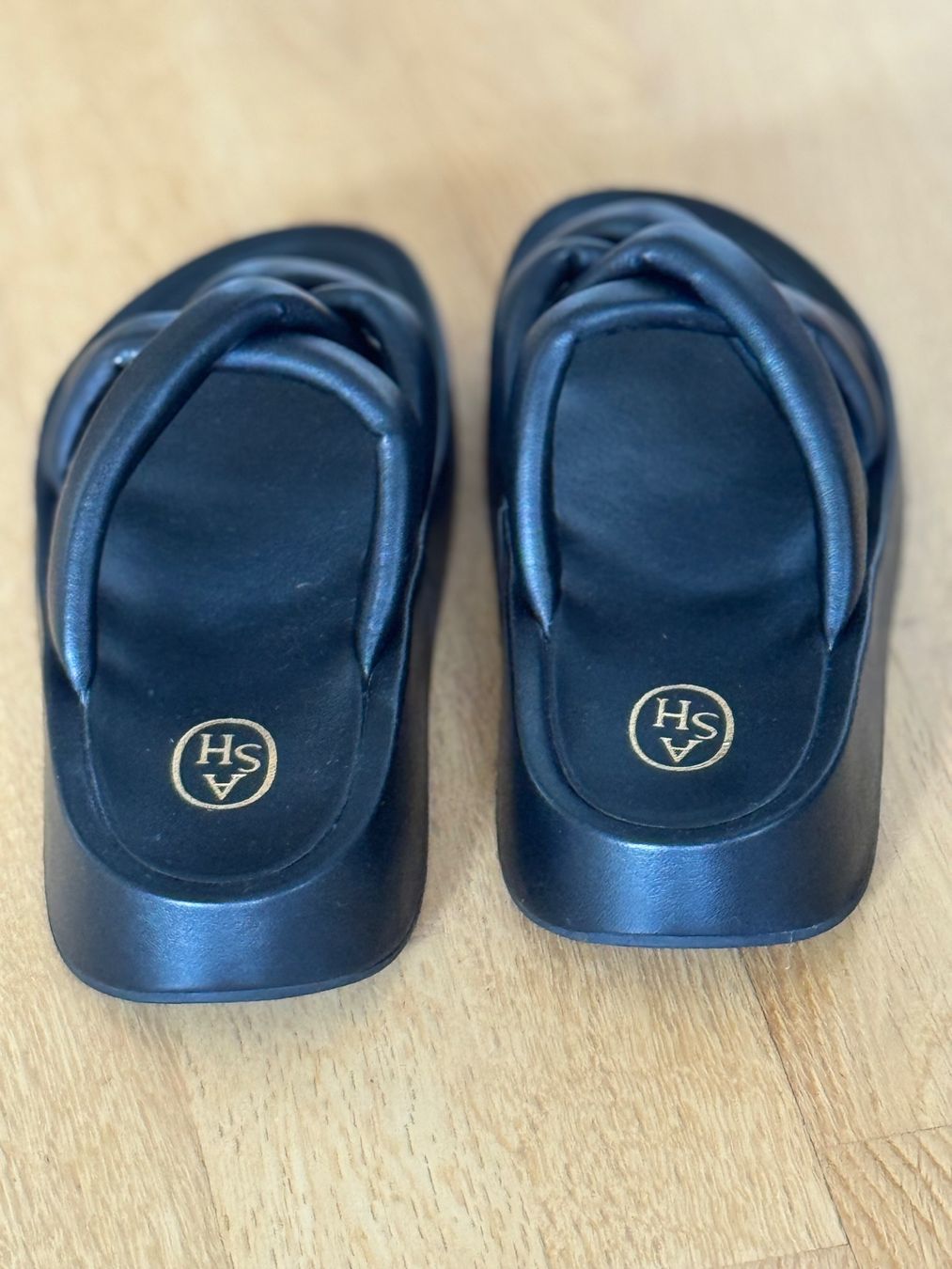 Ash Damenschuhe: Sandalen ASH Gr.38, schwarz, Leder – Gebraucht aus Aesch BL von Micimacko-4 3