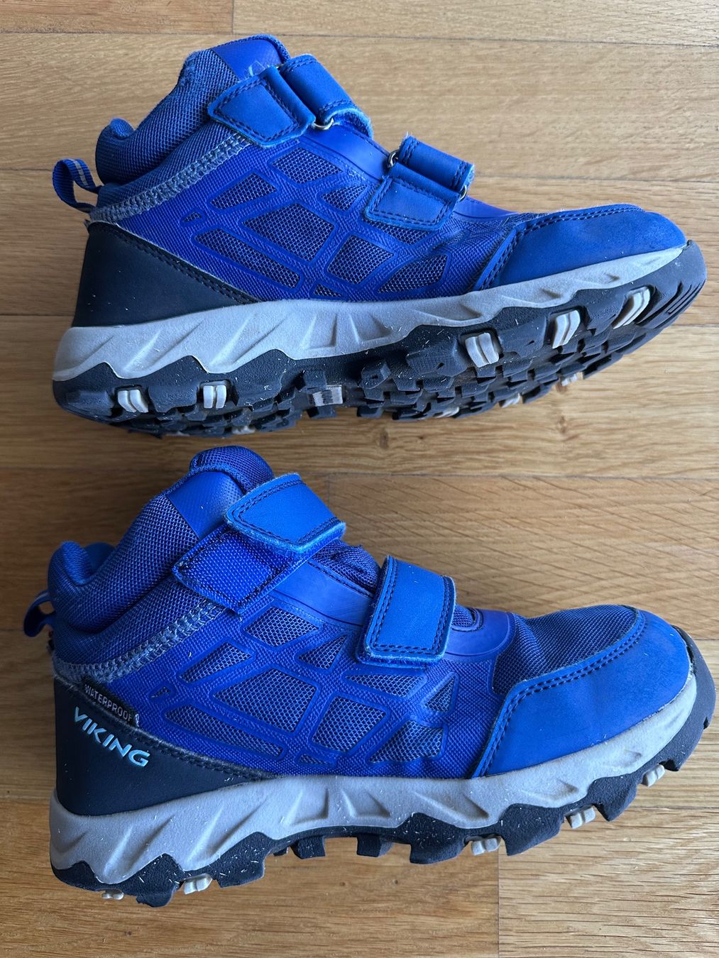Viking Scarpe per ragazzi: VIKING Sneaker Boot 34 Blue Waterproof – Usato da Montagnola venduto da eva_gm6j 1
