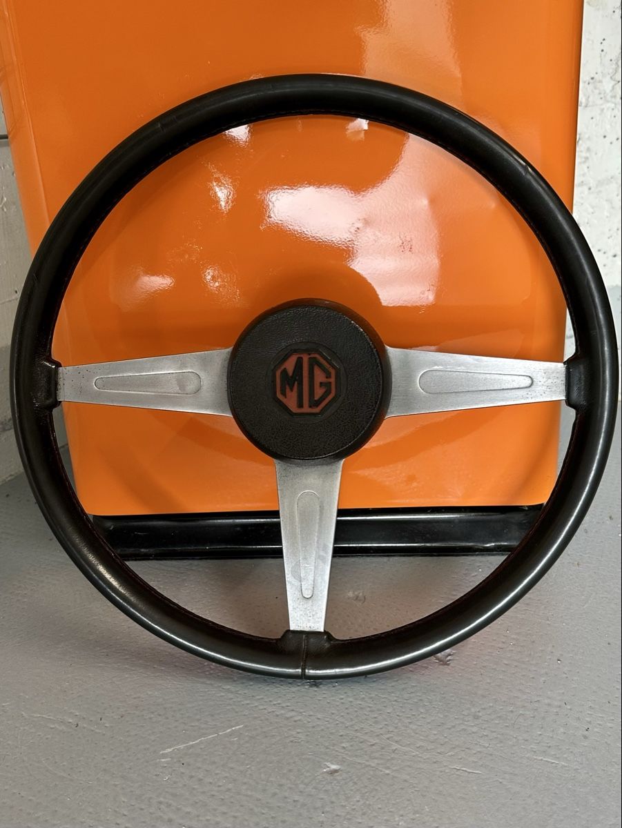 MG Automobili: MG Lenkrad Original – Usato da Muttenz venduto da topi68