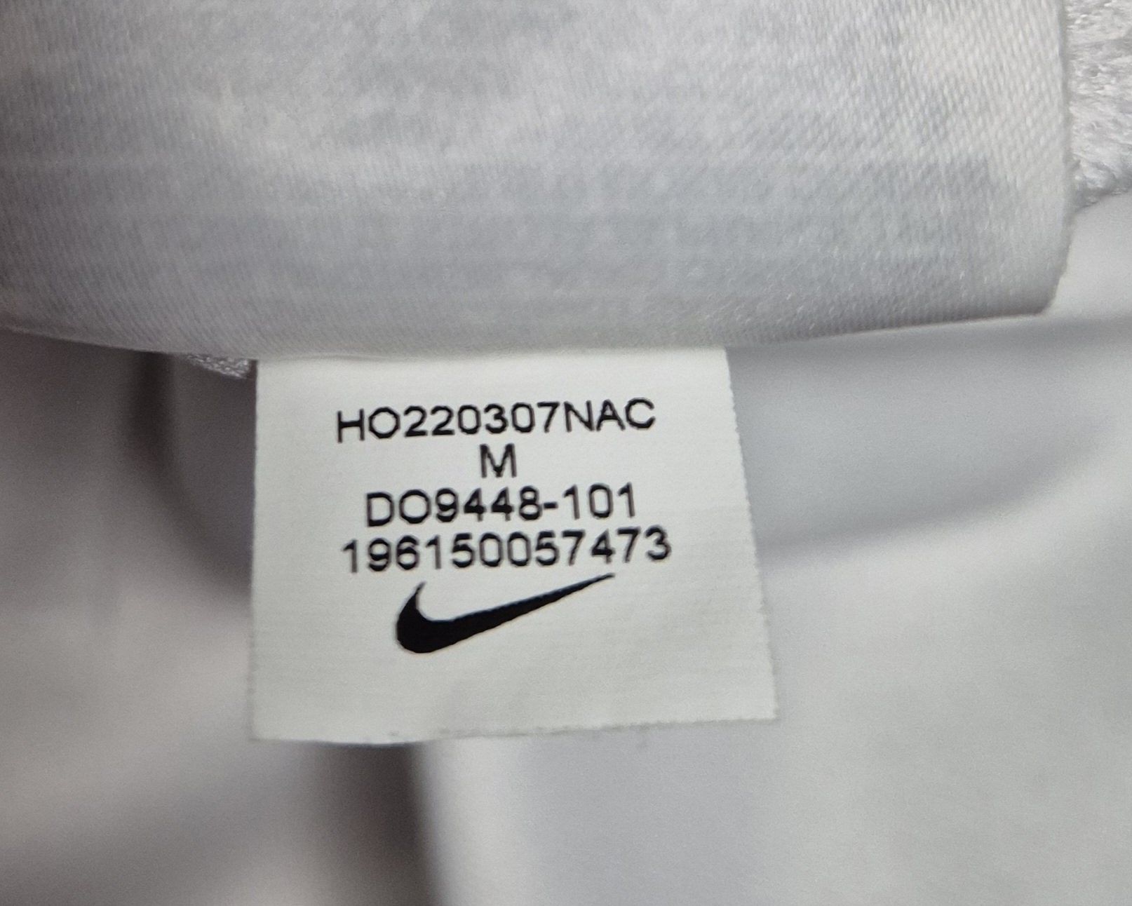 Nike Canottiere & Pantaloni: Nike LeBron James Lakers Trikot – Usato da St. Gallen venduto da CaliSunshine 5