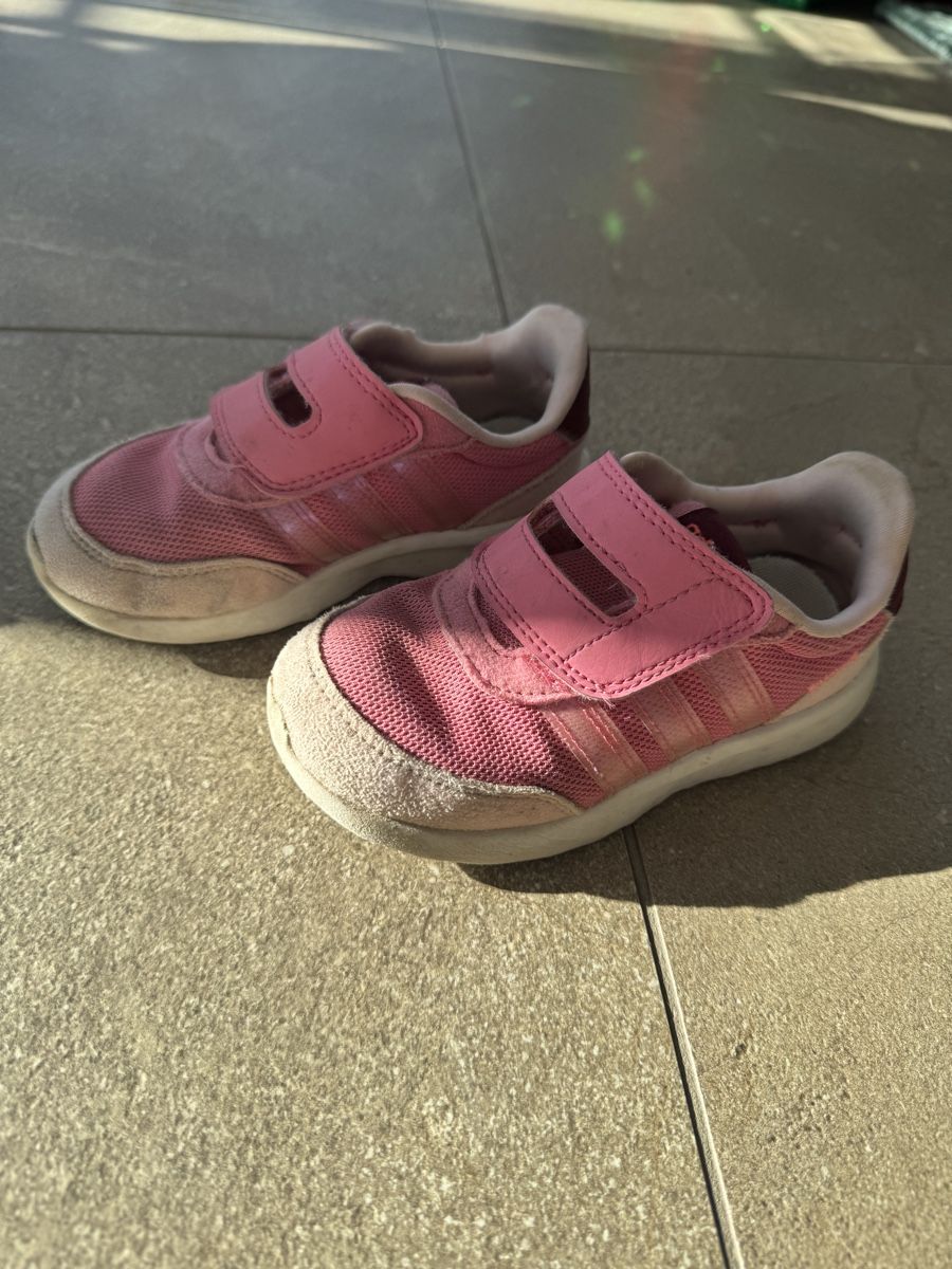 Adidas Chaussures garçon: Adidas – D'occasion à Ruvigliana par lux_t2sb 2