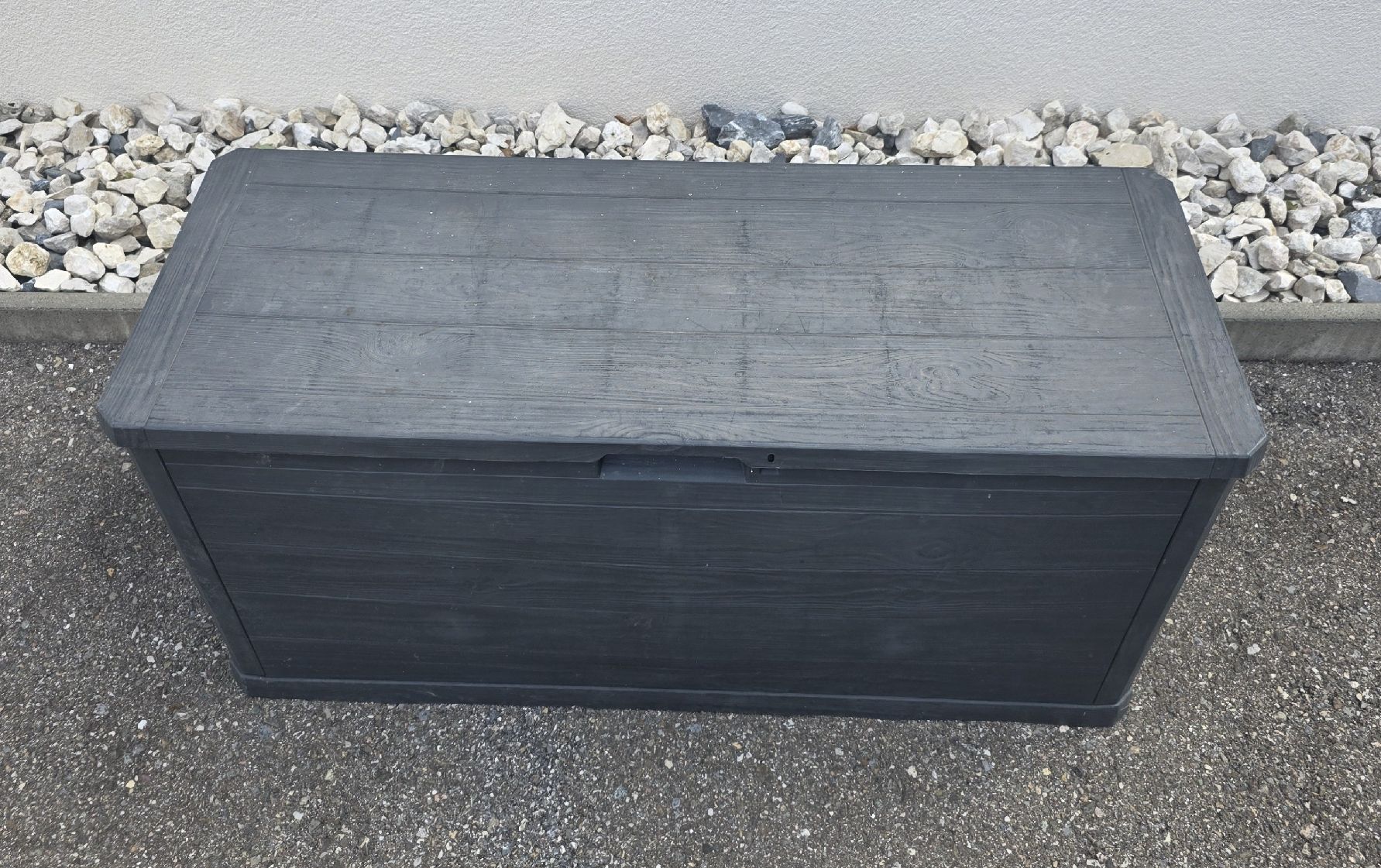 Coffres de rangement: Gartenbox Aufbewahrungsbox Kunststoff Anthrazit  – D'occasion à Rheinsulz par Gilea 2