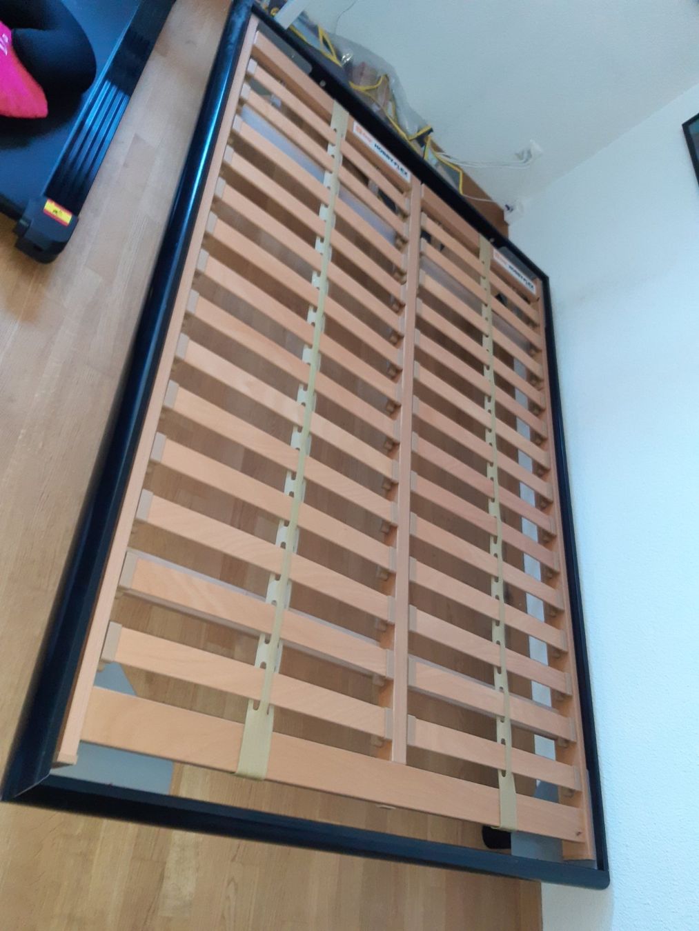 Letti: Bettgestell mit Lattenrost 206x149 – Usato da spiez venduto da fea.thala 2