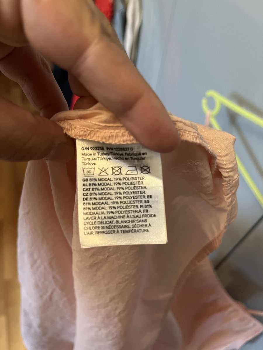 H&M Robes: H&M Kleid in rosa – D'occasion à Zürich par lux_t6lx 3